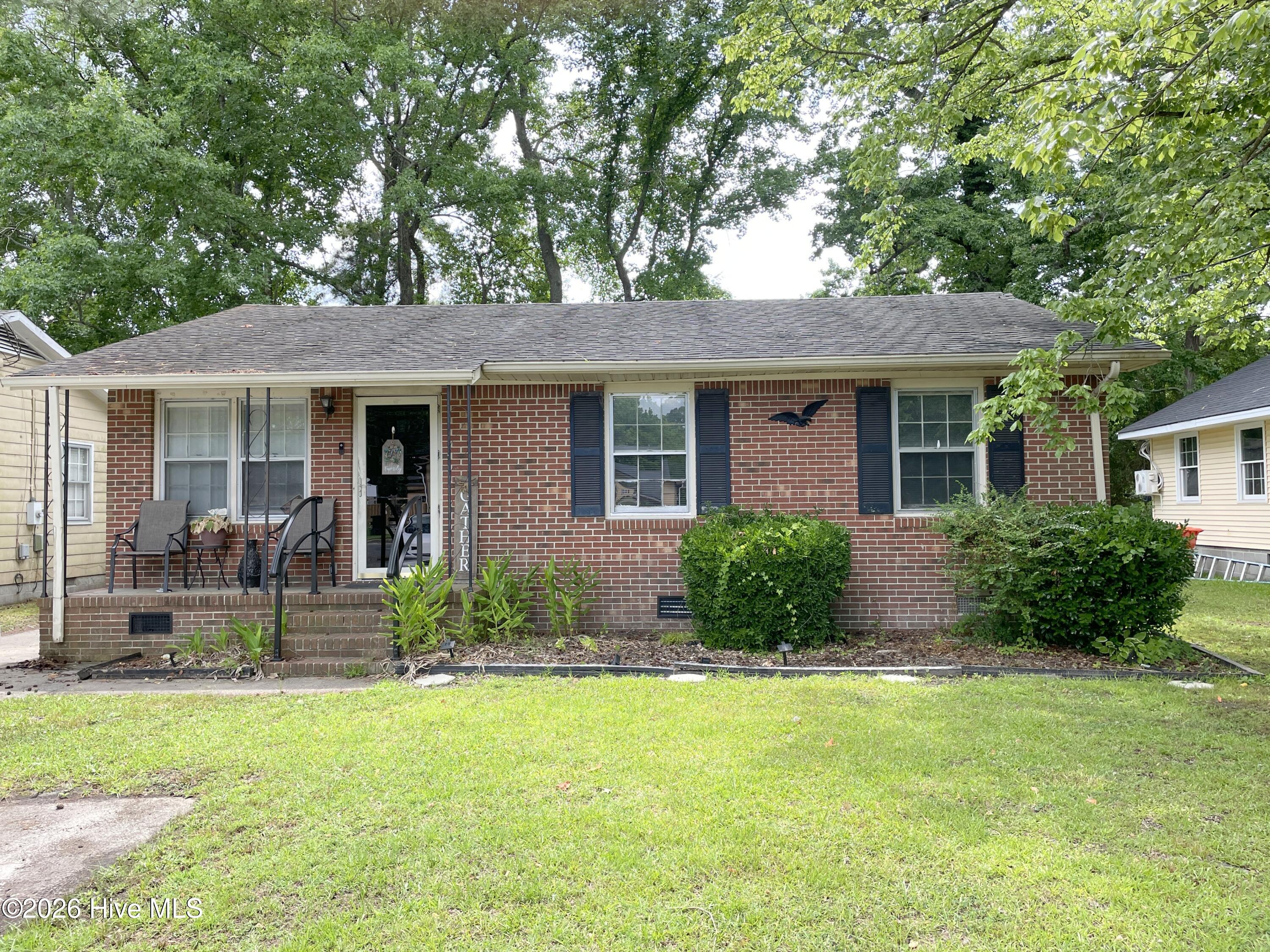 Featured listings Featured listings