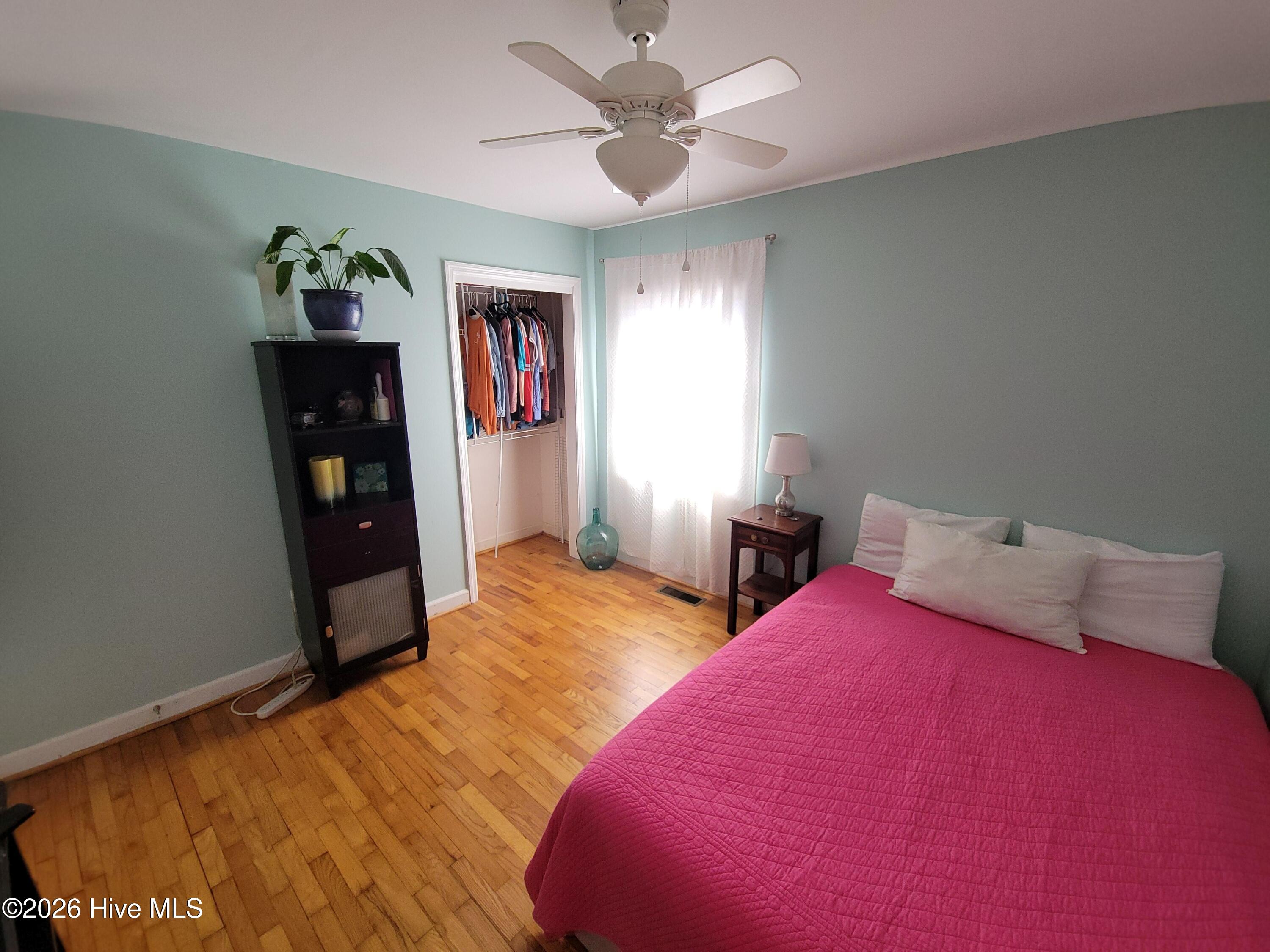 100554451 | Photo 12