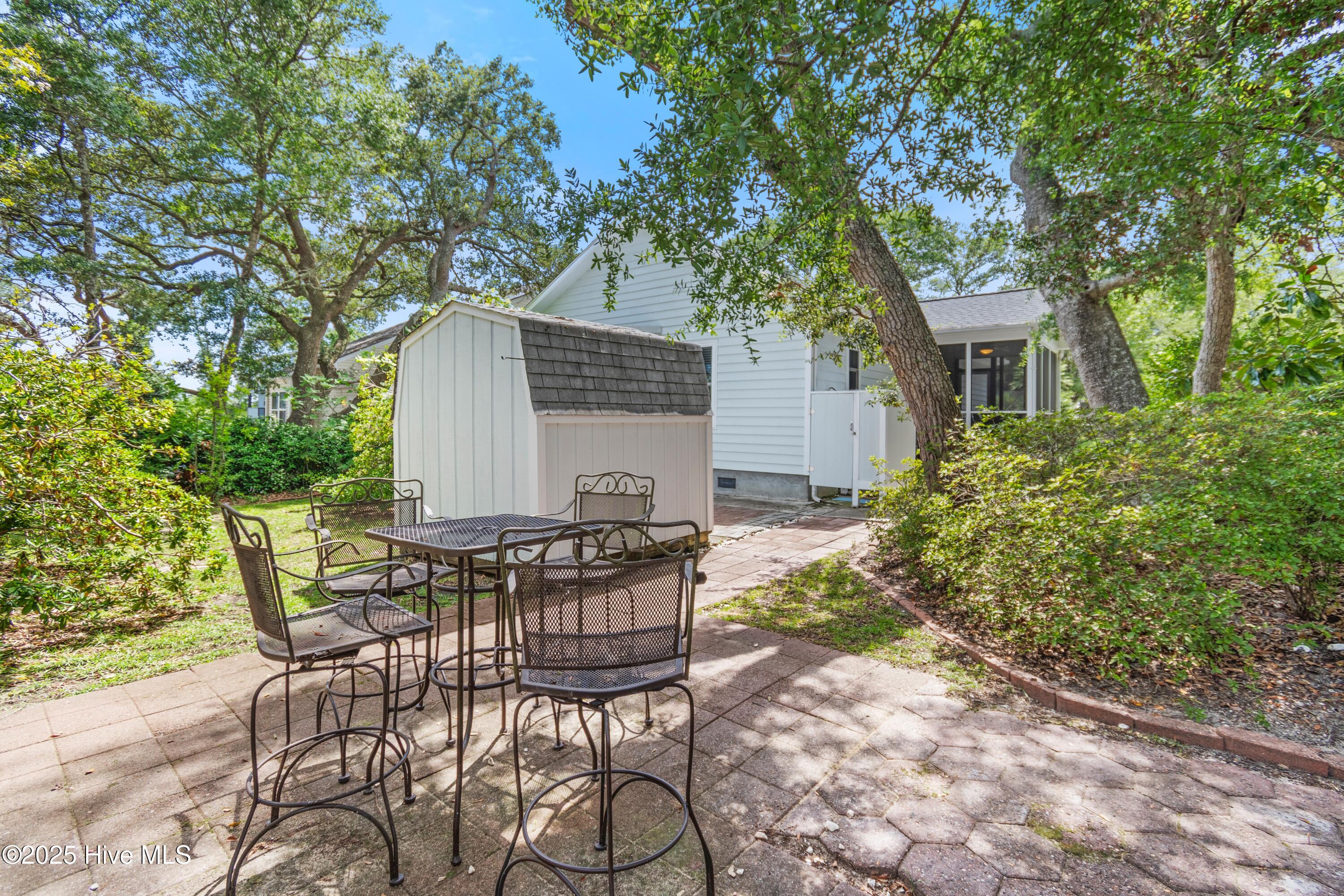 100522273 | Photo 30