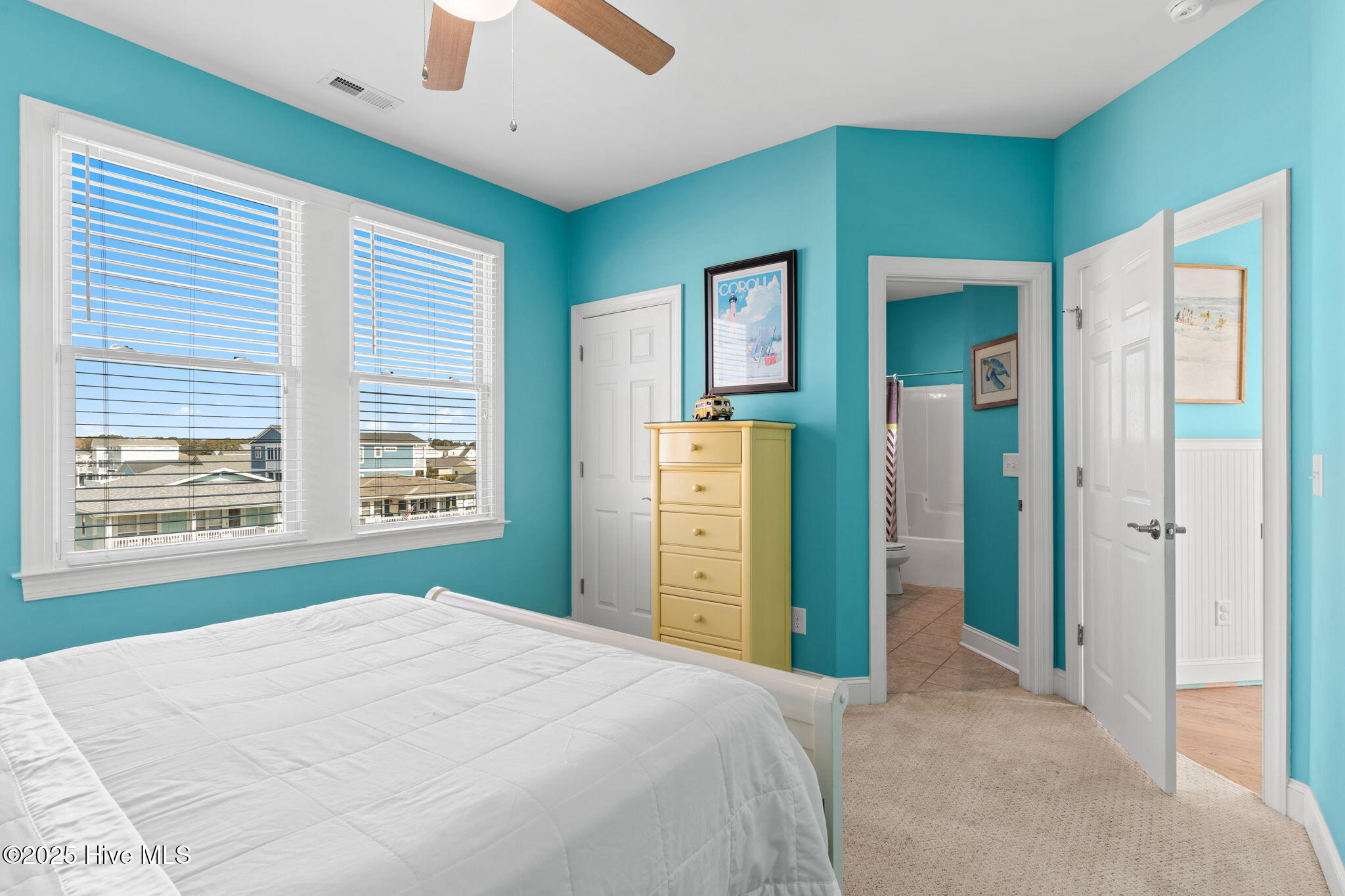 100542576 | Photo 35