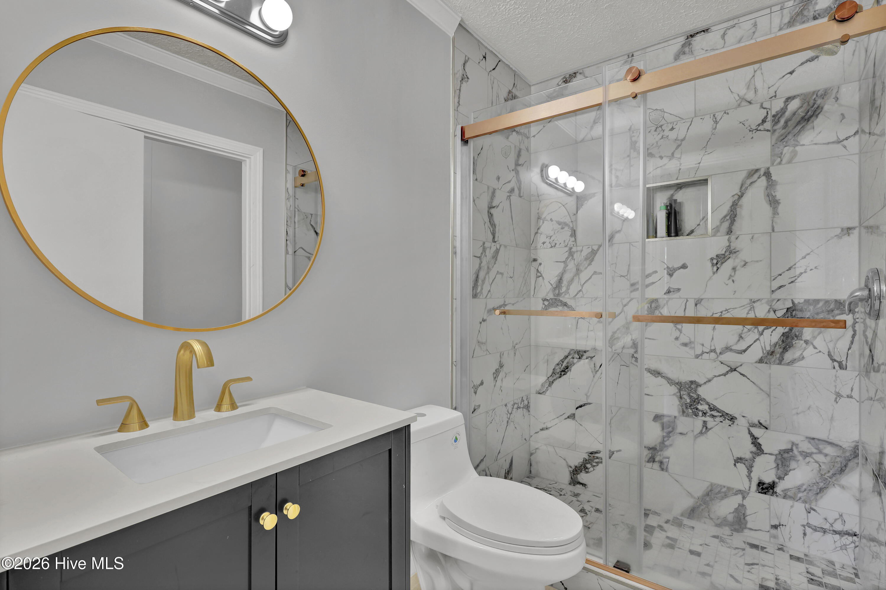 100564655 | Photo 14