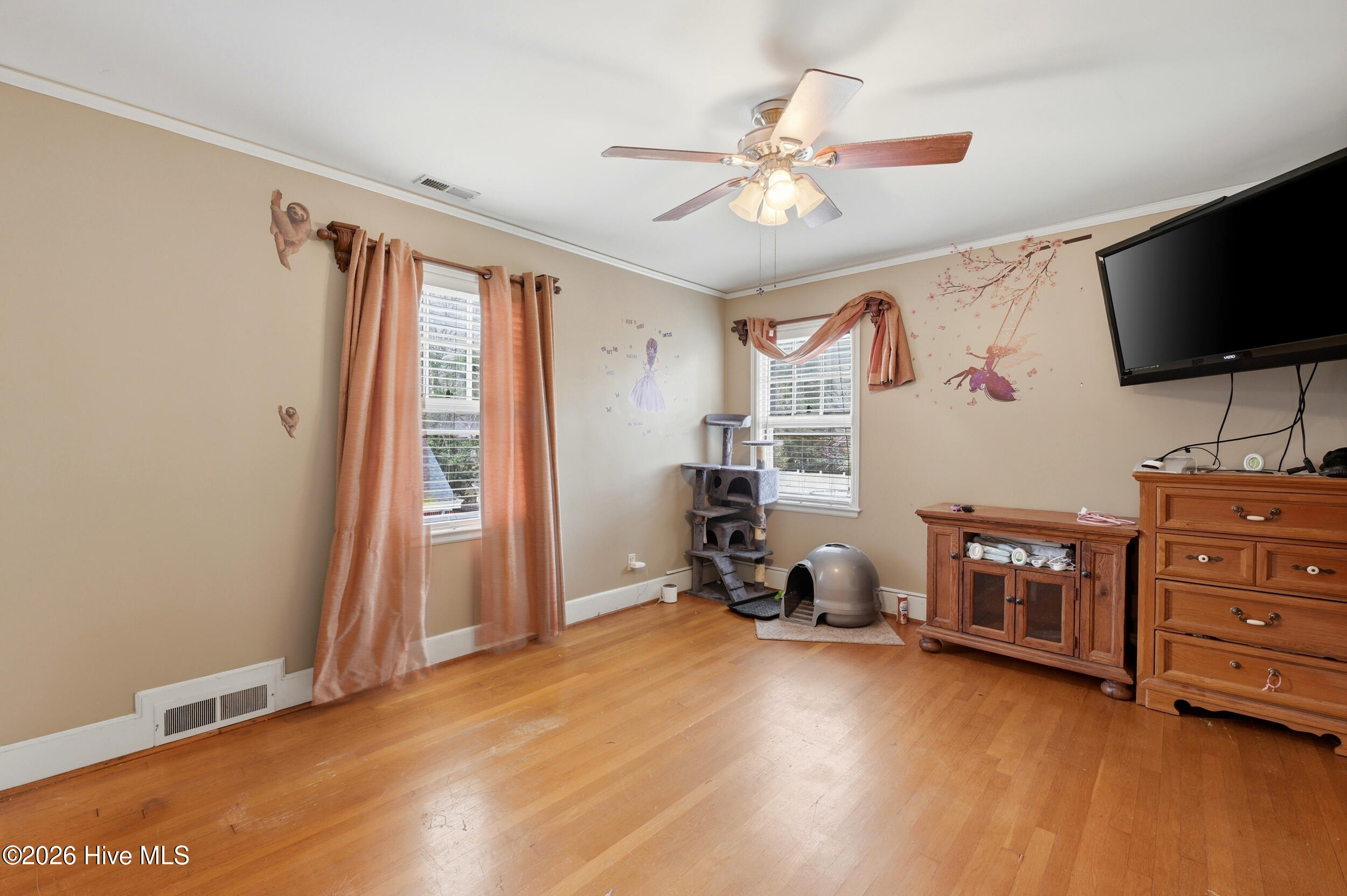 100560095 | Photo 29