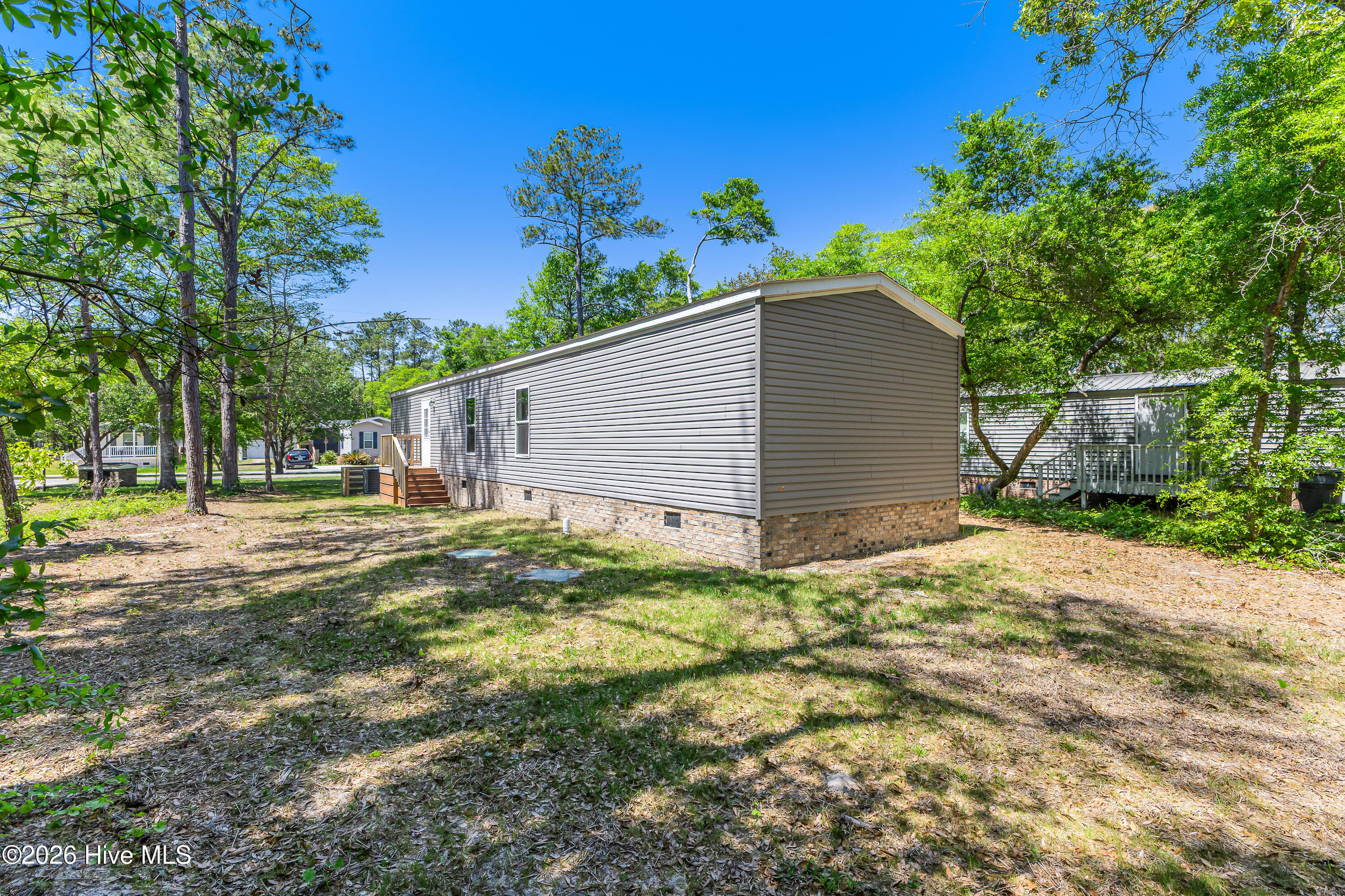 100568347 | Photo 31