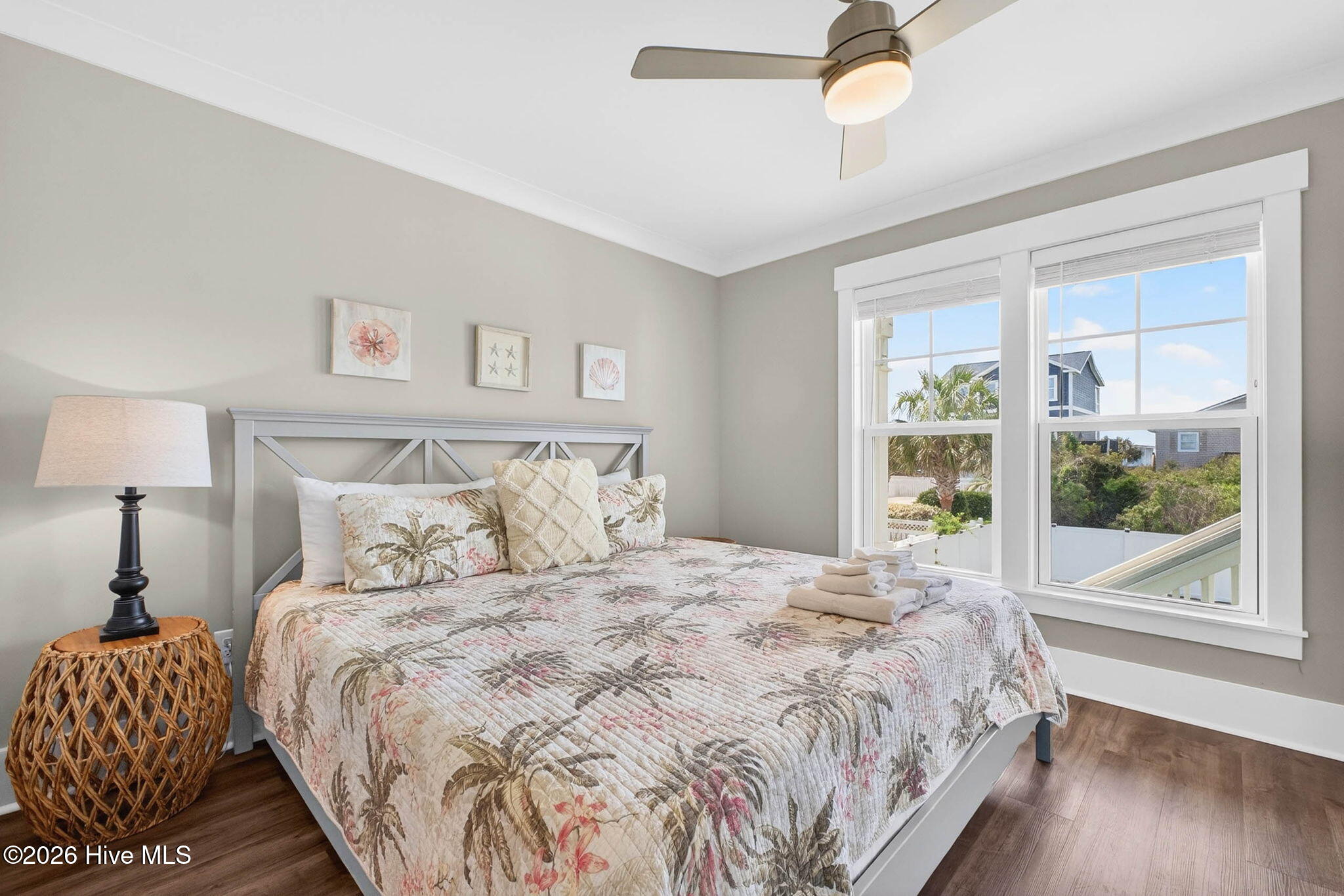 100565518 | Photo 33