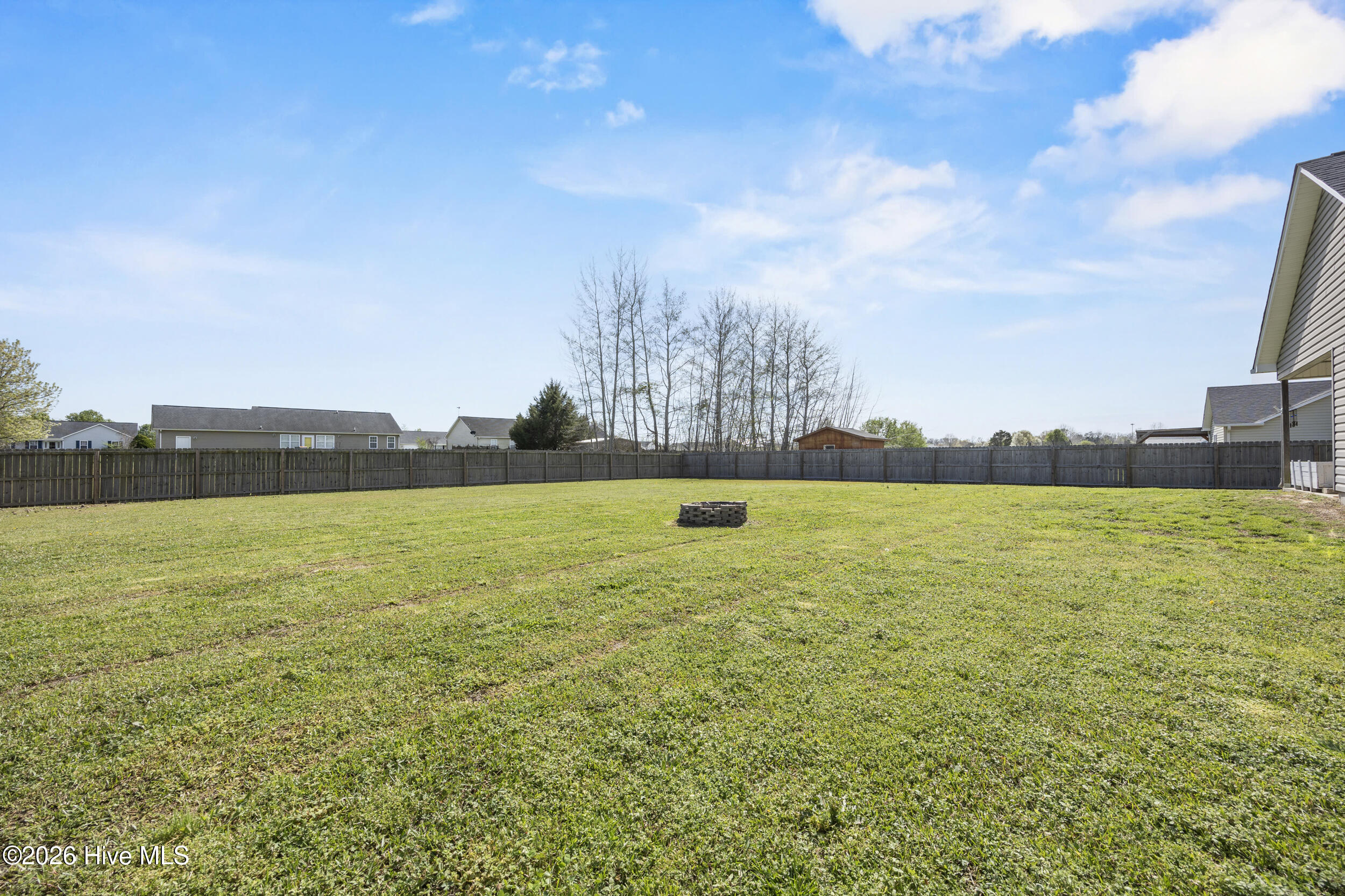 100564039 | Photo 39