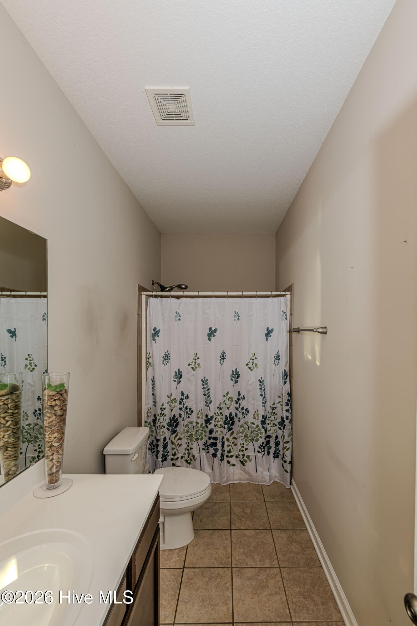 100549847 | Photo 32