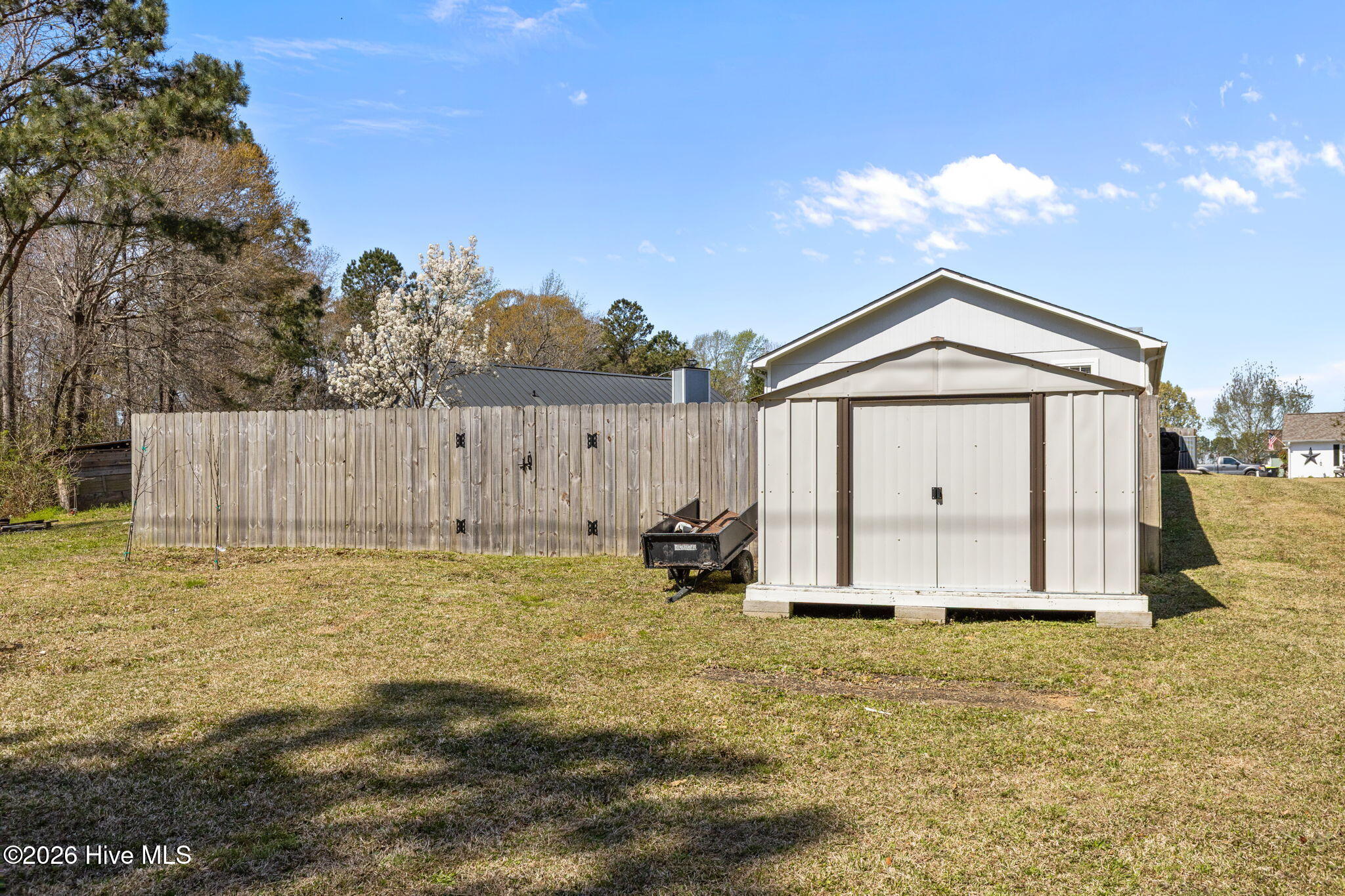 100561771 | Photo 28