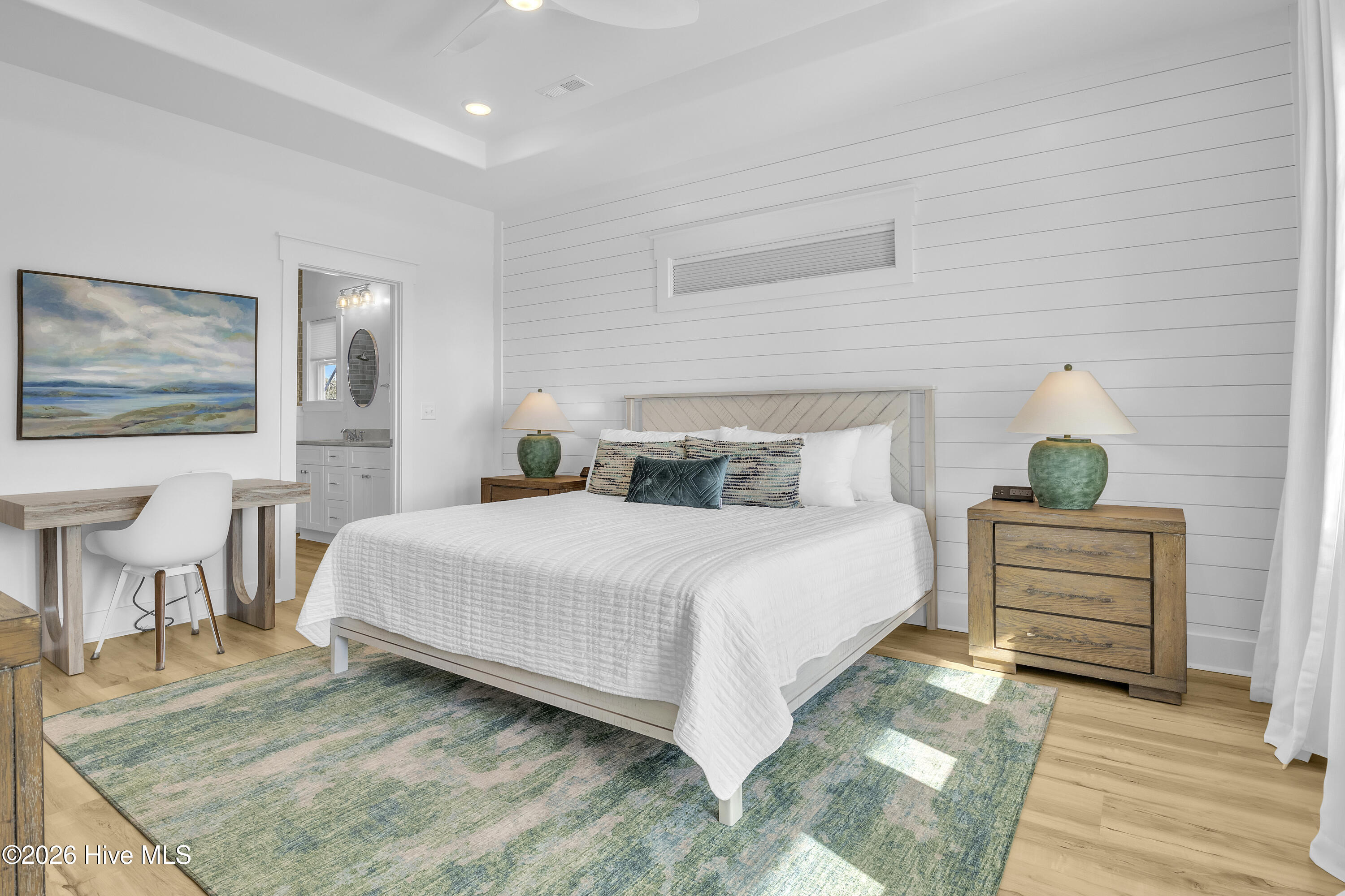 100549565 | Photo 30