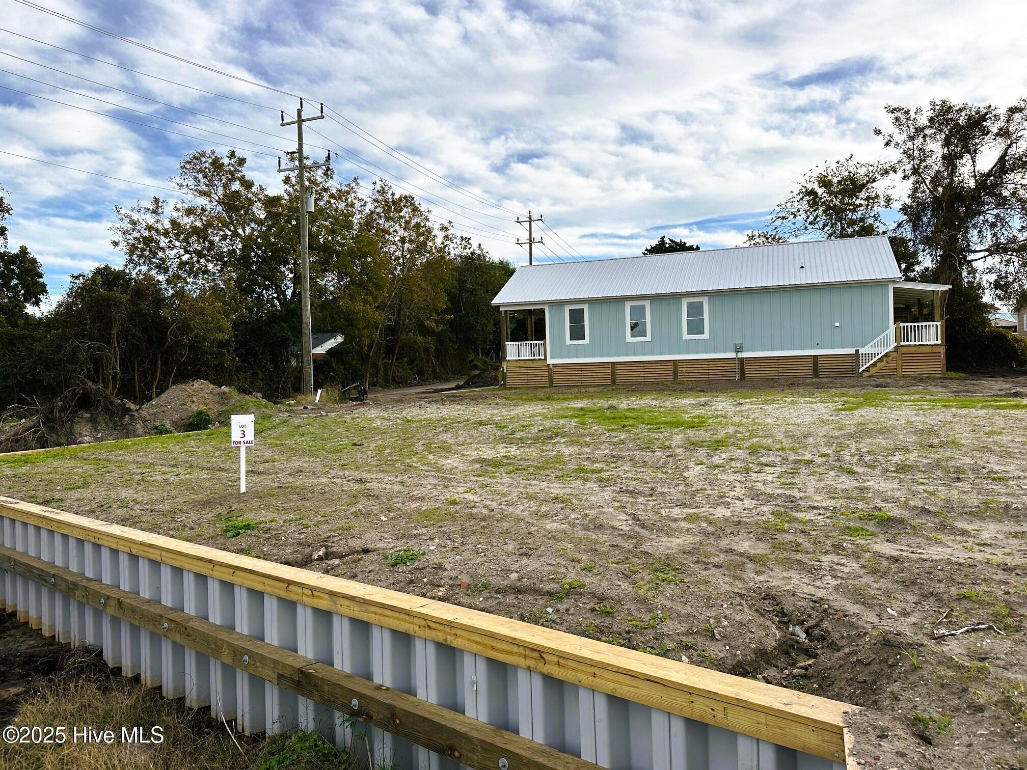 Homes for sale in Morehead City, NC | 2401 Ferabee St, Morehead City, NC 28557 | MLS# 100541502
