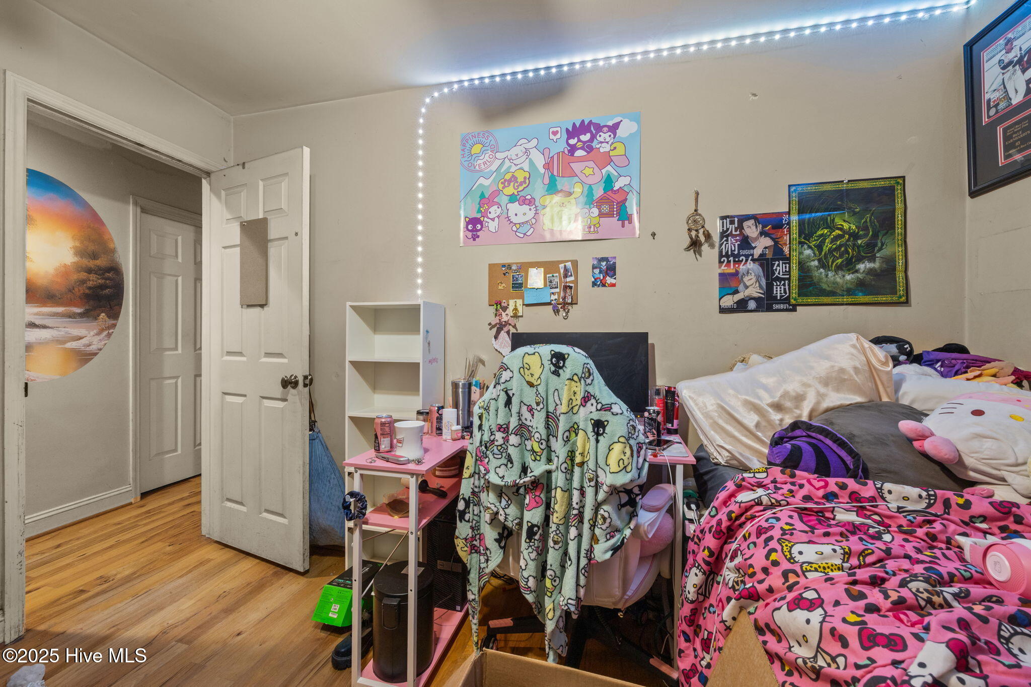 100566802 | Photo 39