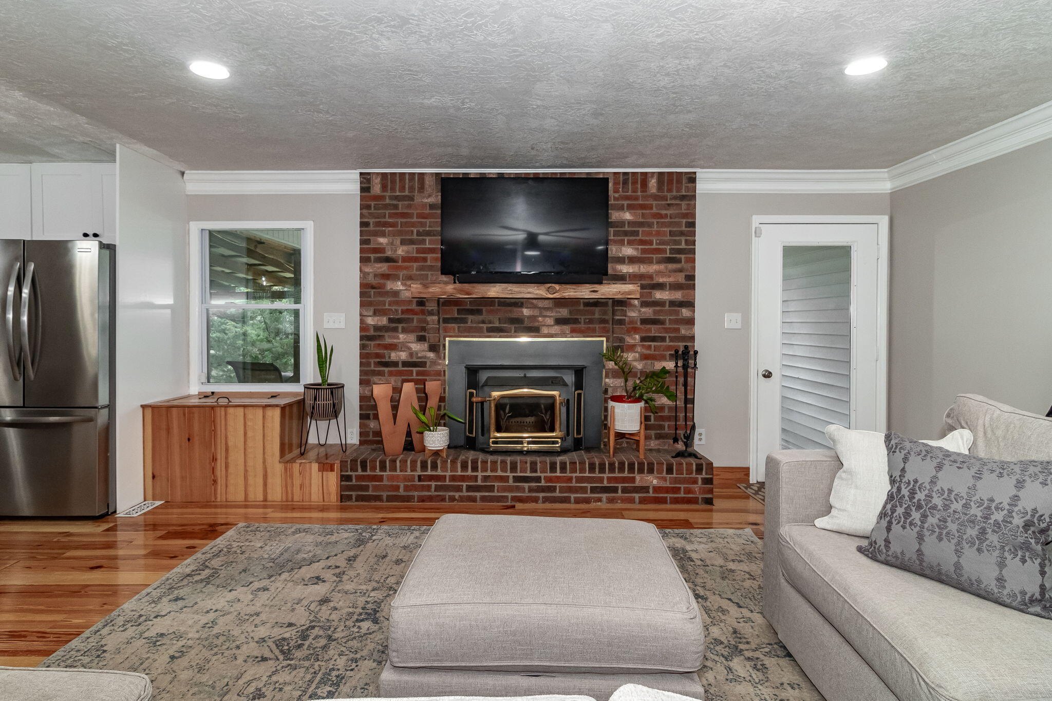 18-web-or-mls-1545 SWINT RD ©-0958