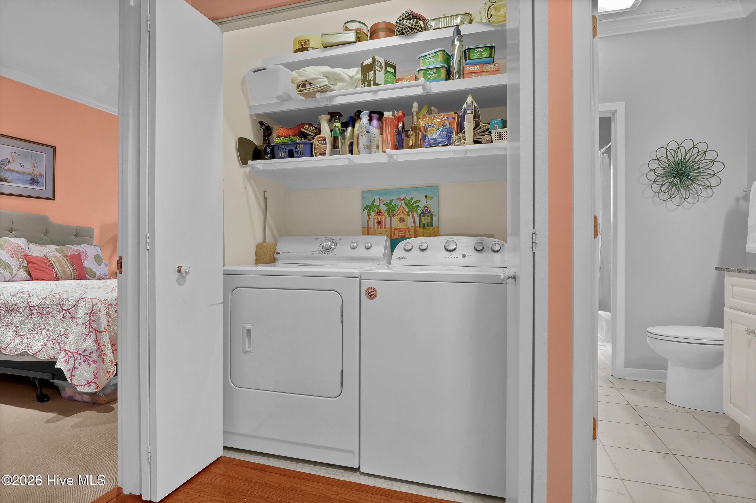 100555584 | Photo 23