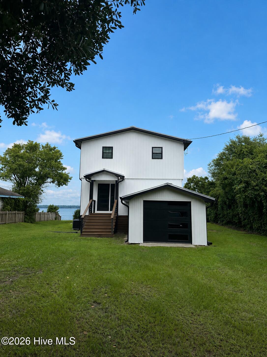 Exterior photo of 237 Riverside Drive, Sneads Ferry, NC 28460. MLS: 100594057