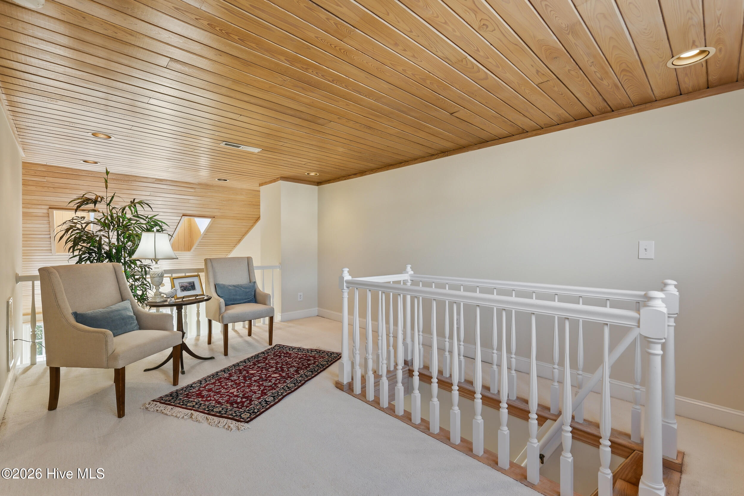 100554606 | Photo 26