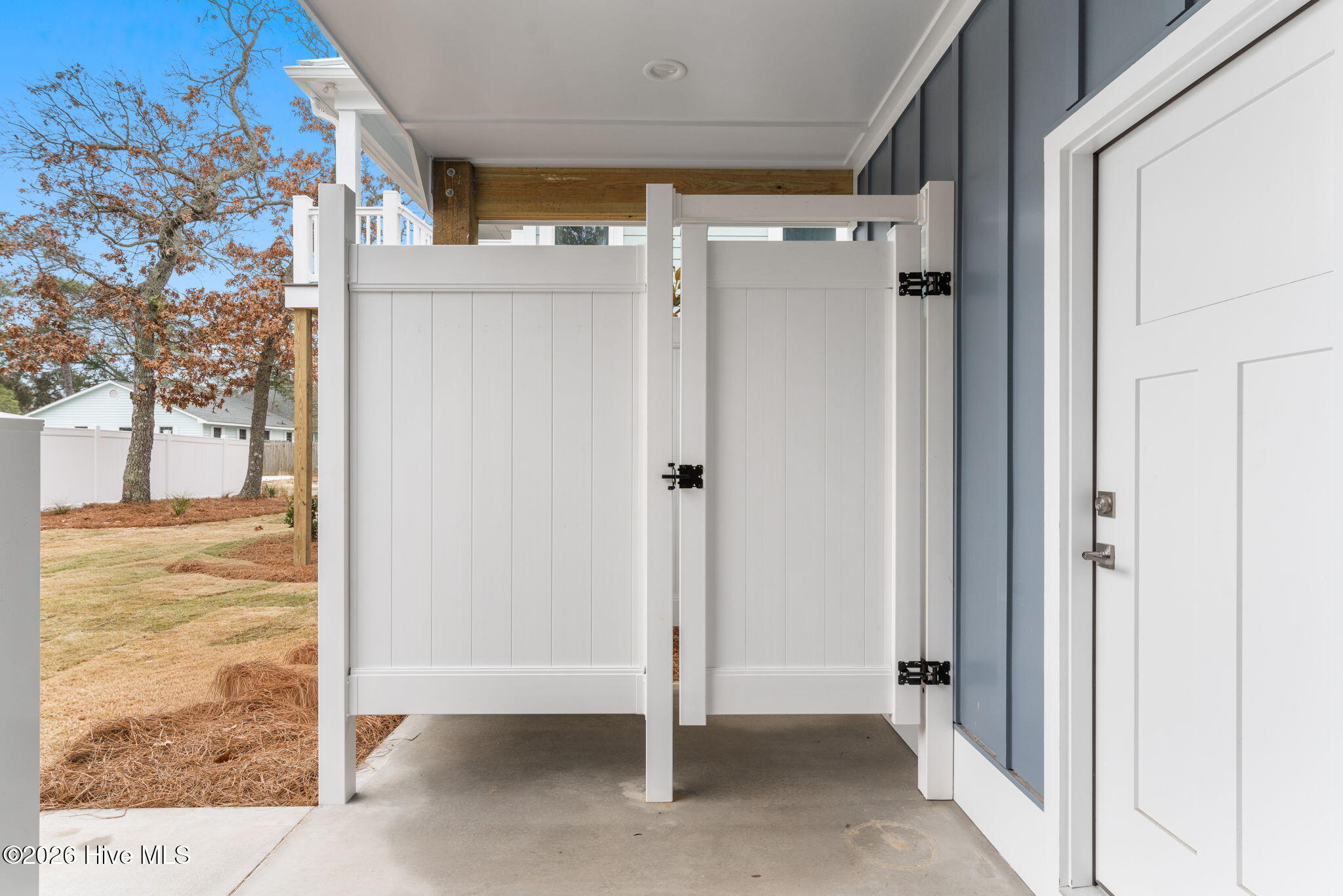 100541241 | Photo 41