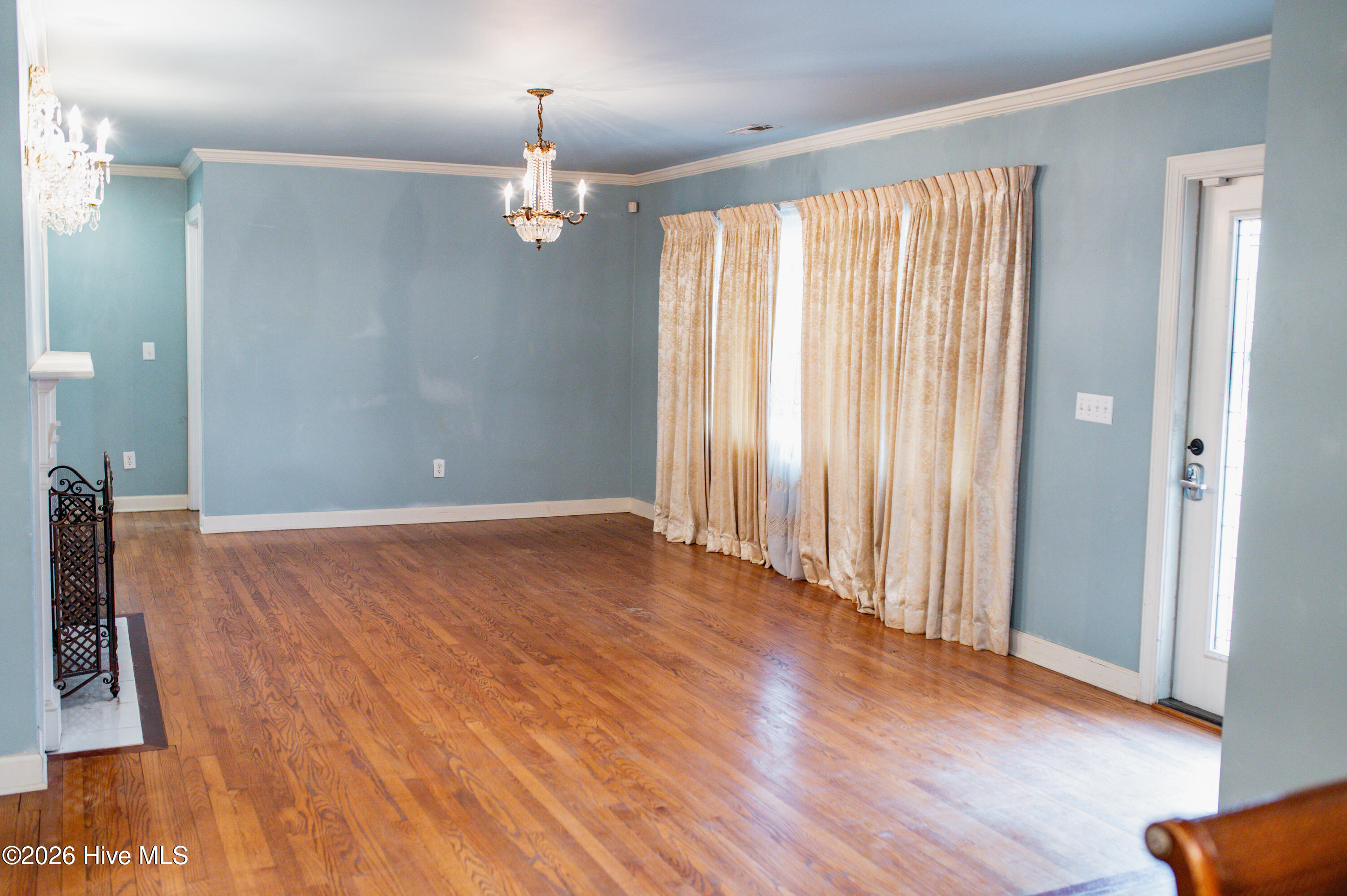 100547138 | Photo 17