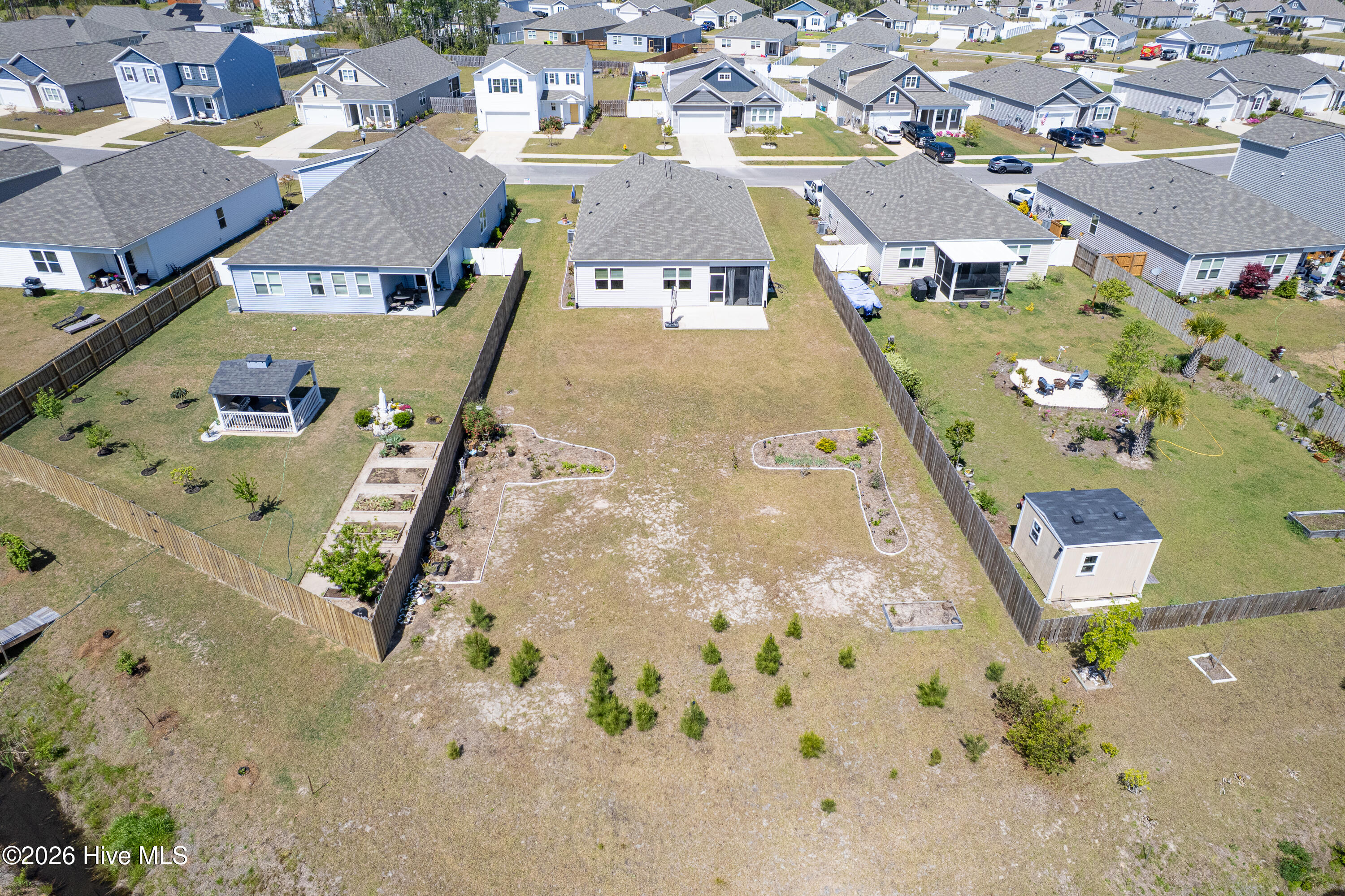 100566336 | Photo 42