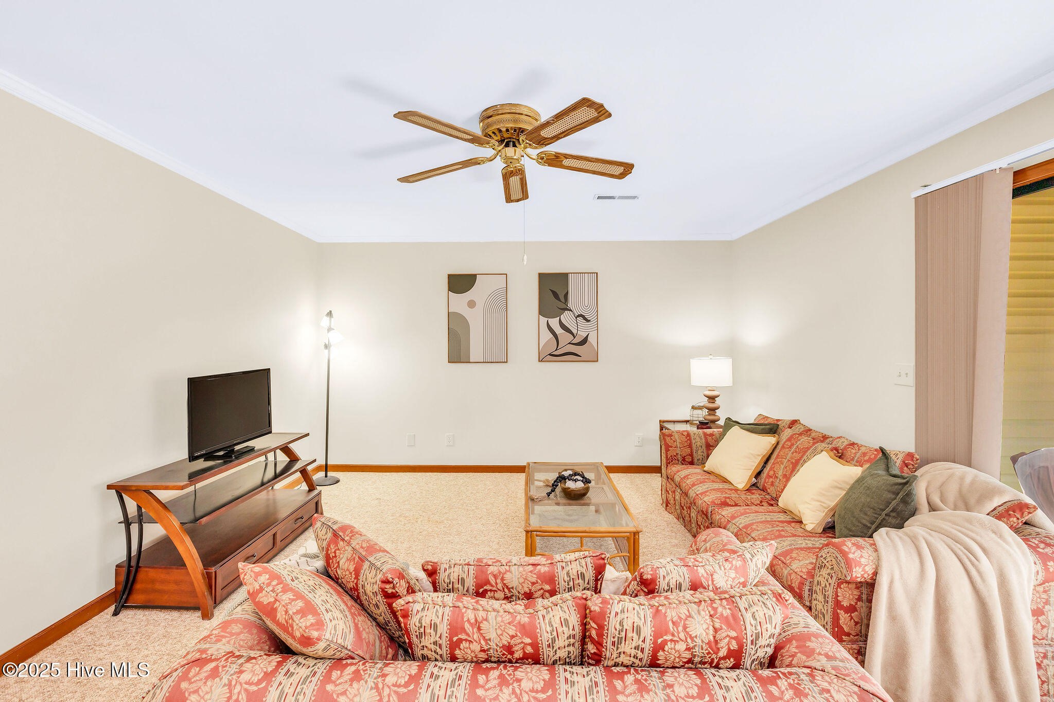 100541732 | Photo 21