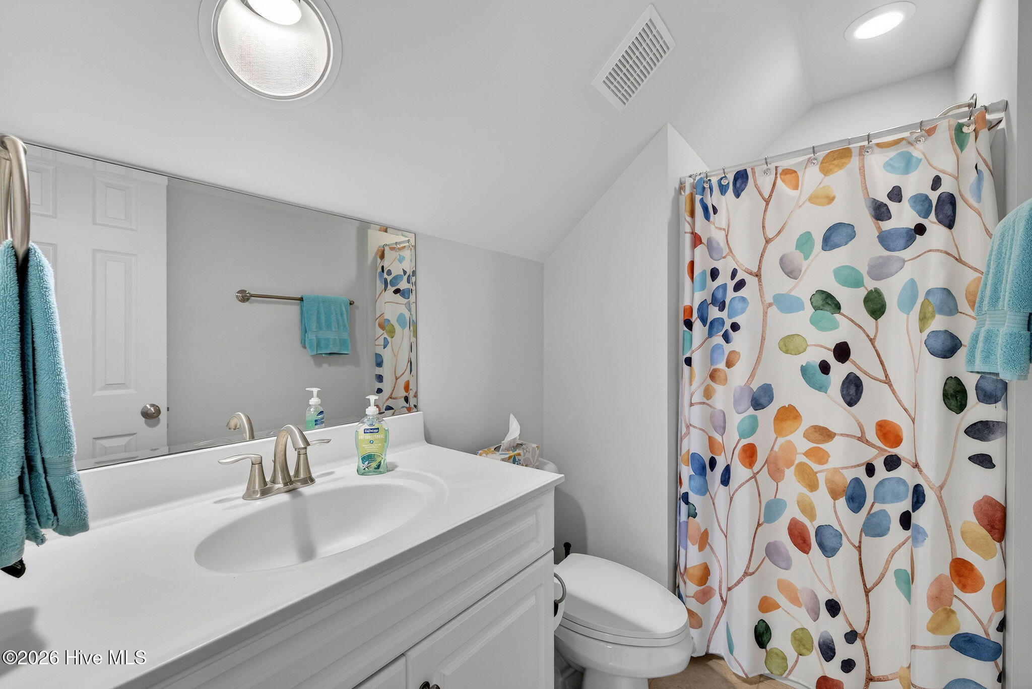 100557574 | Photo 41