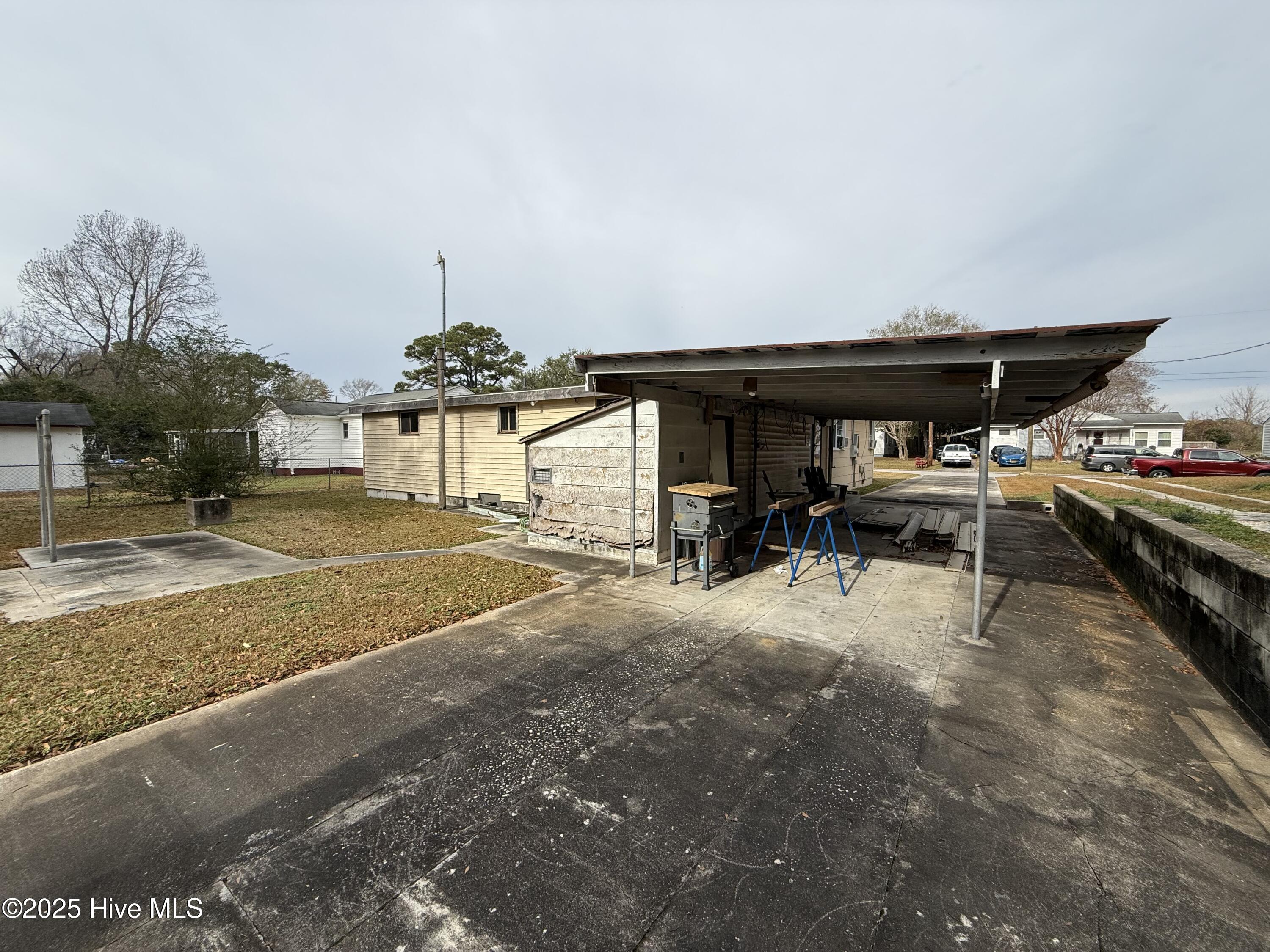 100545821 | Photo 22