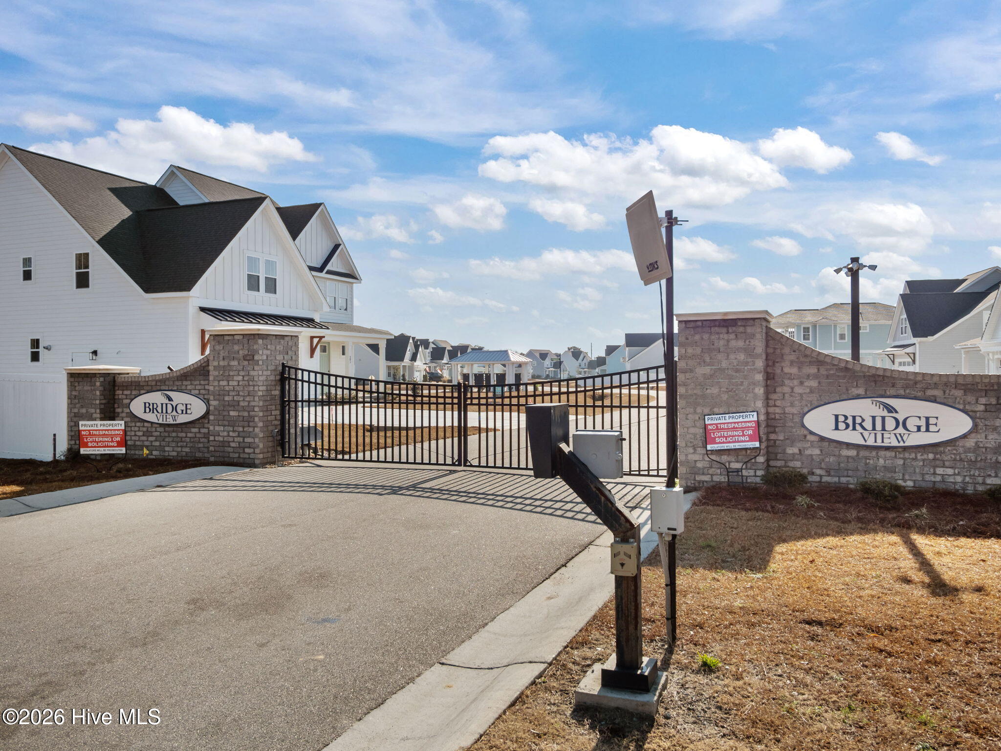 100543502 | Photo 63