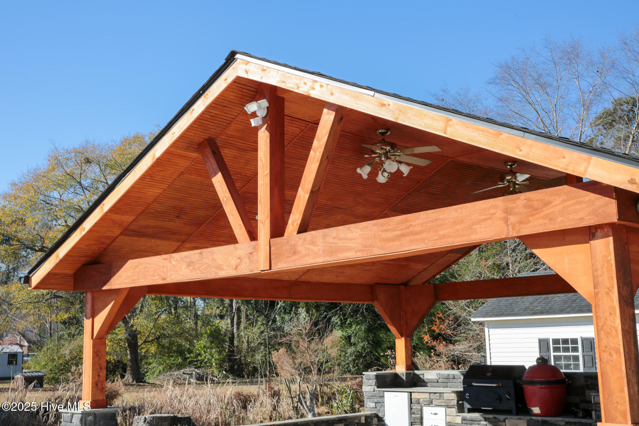 100546342 | Photo 45