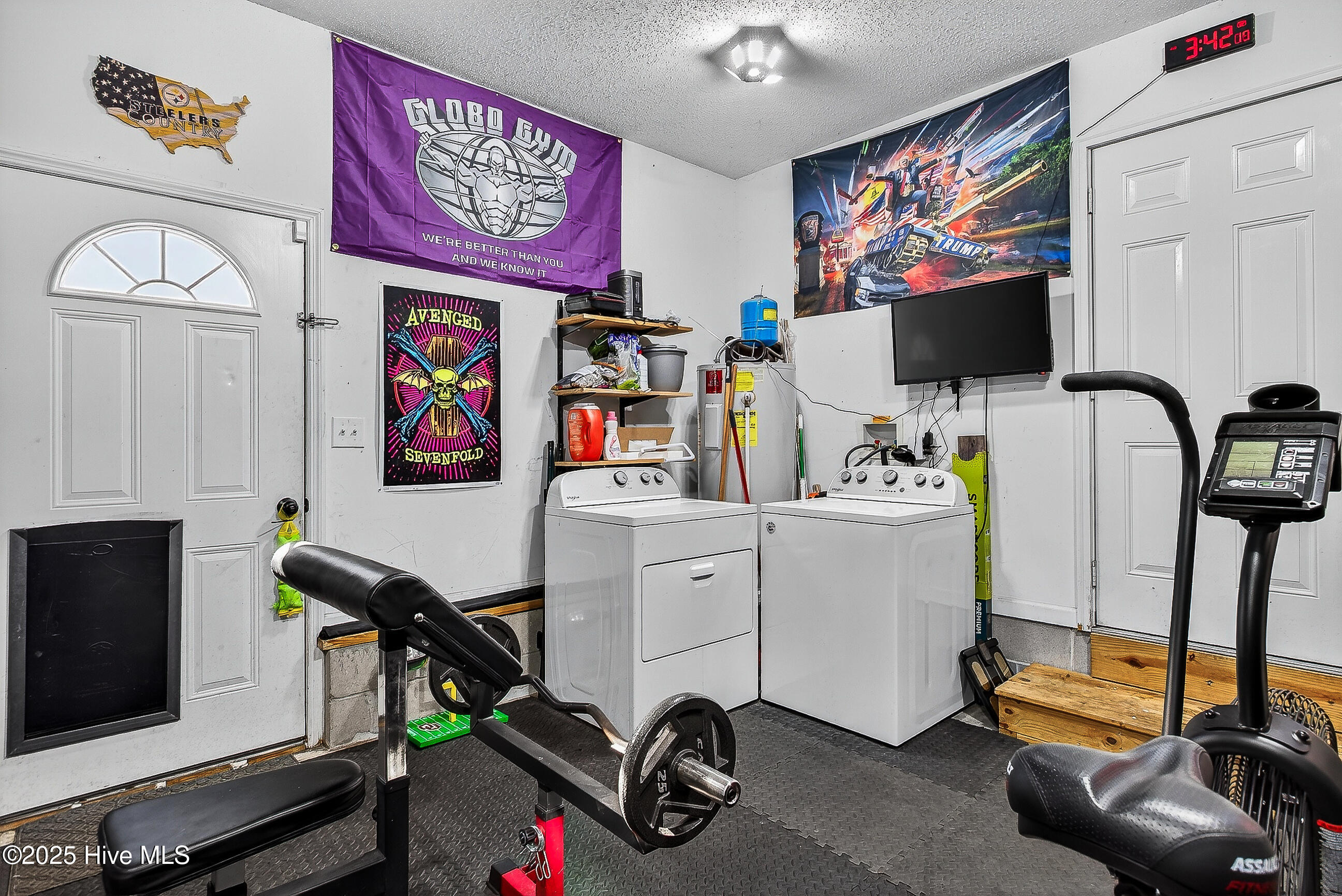 100541753 | Photo 23