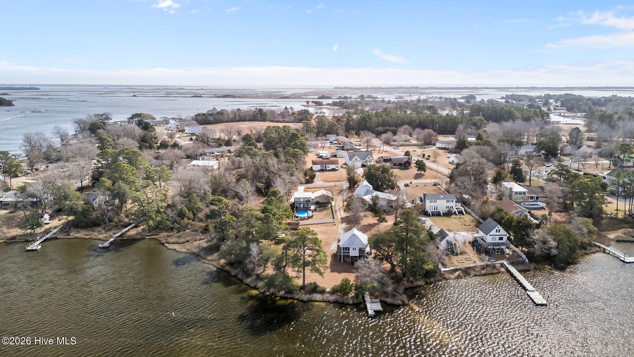 100558947 | Photo 52