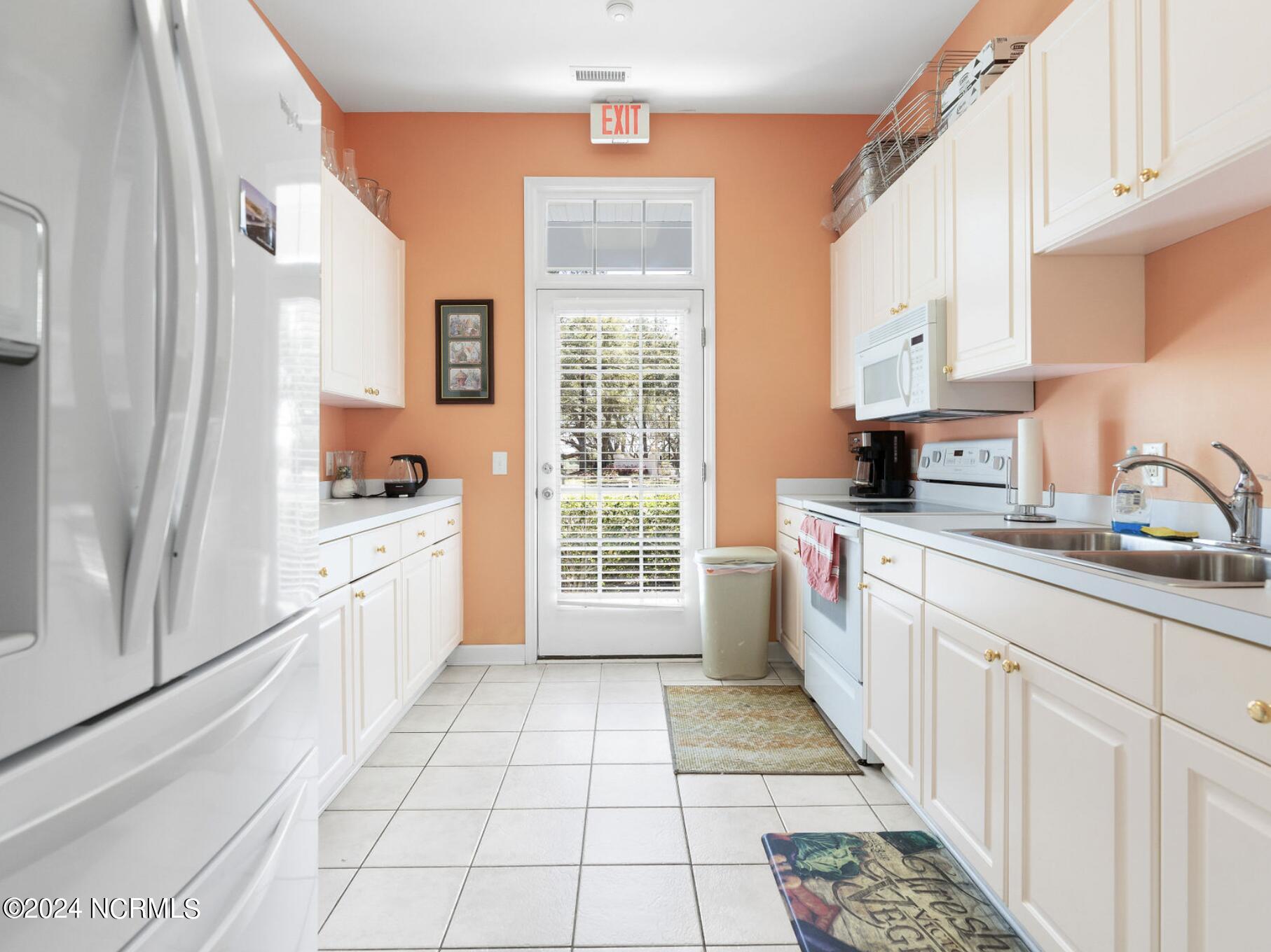 100524622 | Photo 97