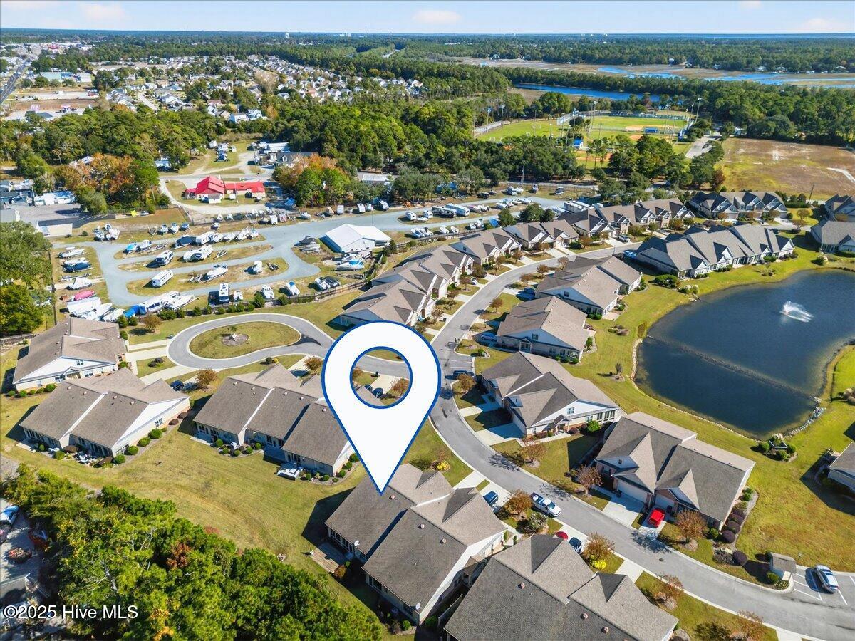 100541263 | Photo 54