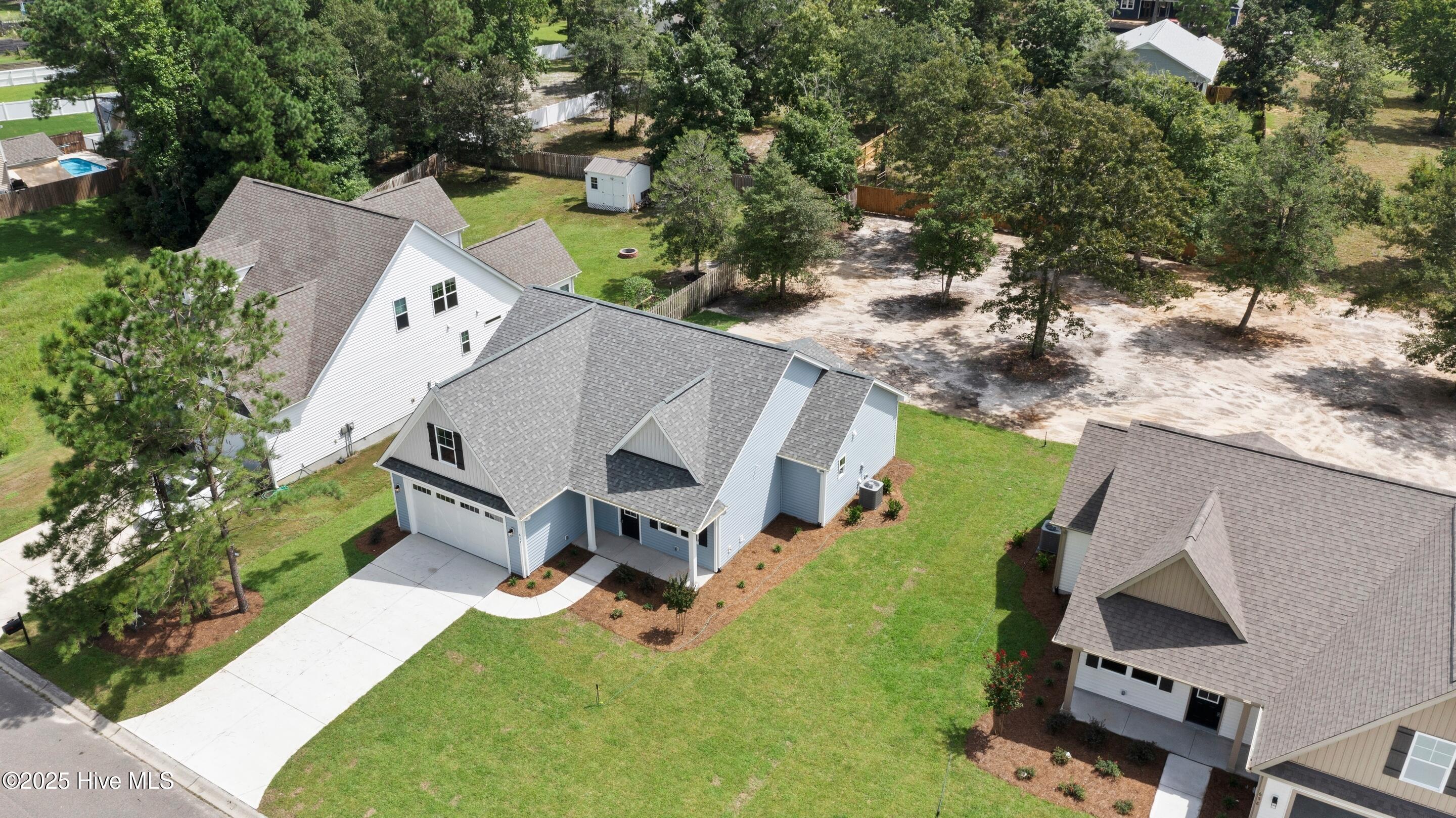 100524111 | Photo 60