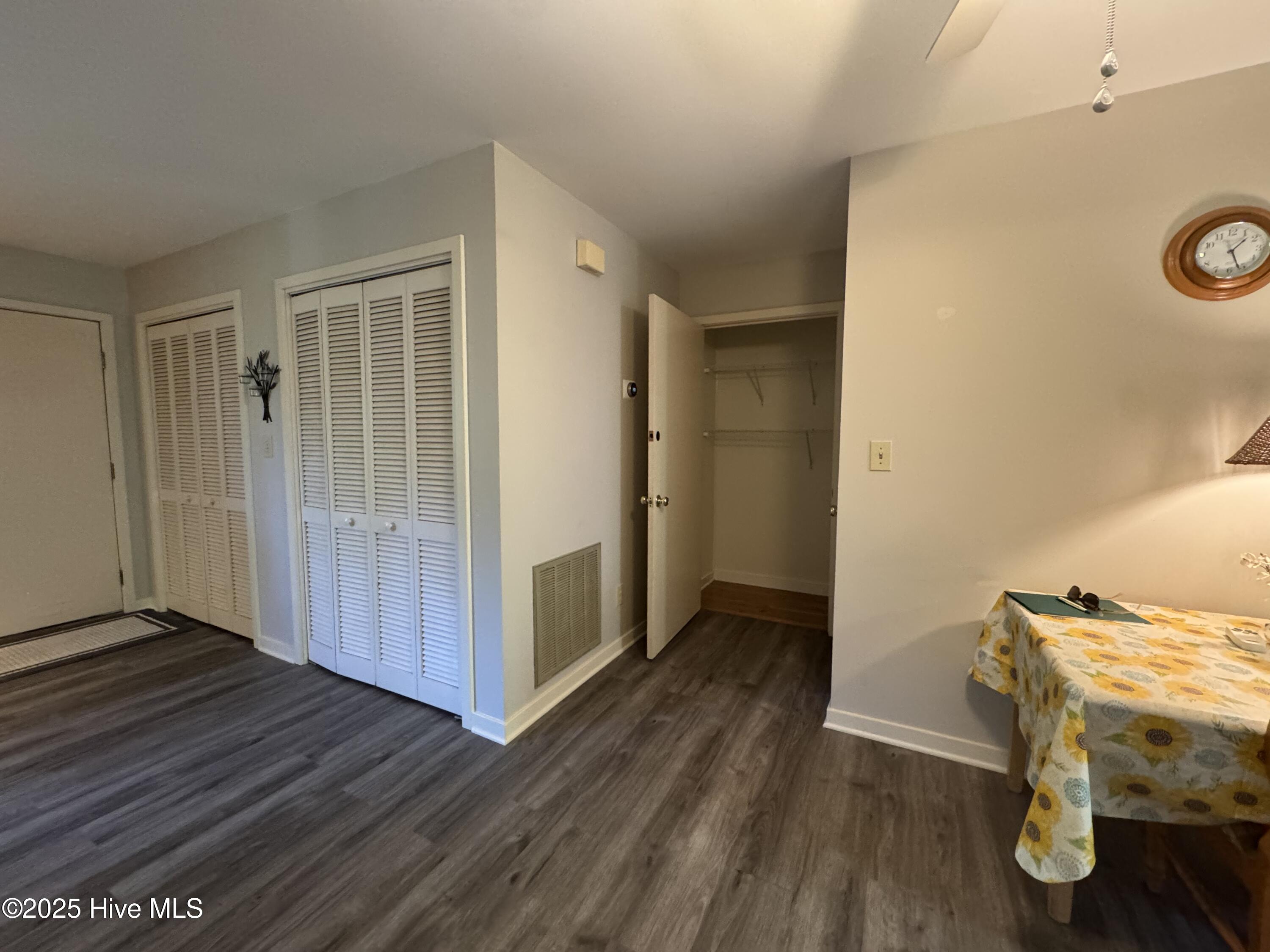 100516213 | Photo 10