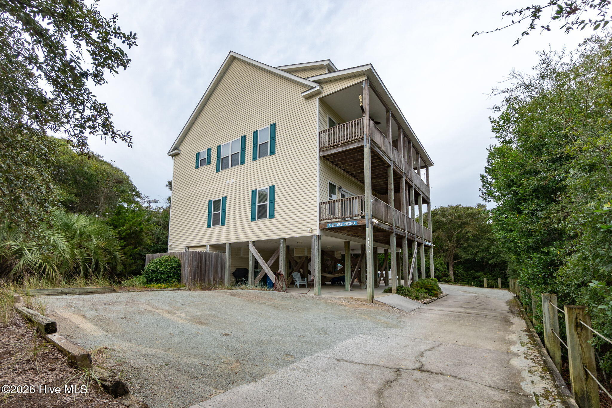 118 Shell Drive West,Emerald Isle