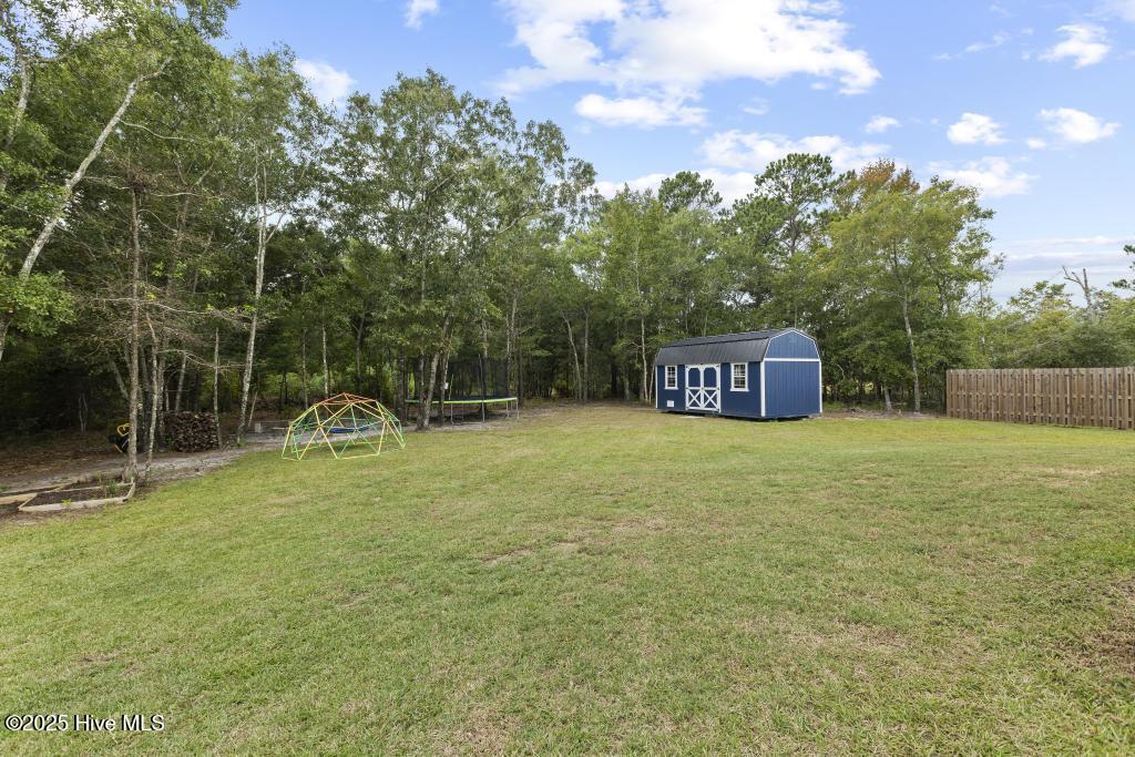 100536703 | Photo 36