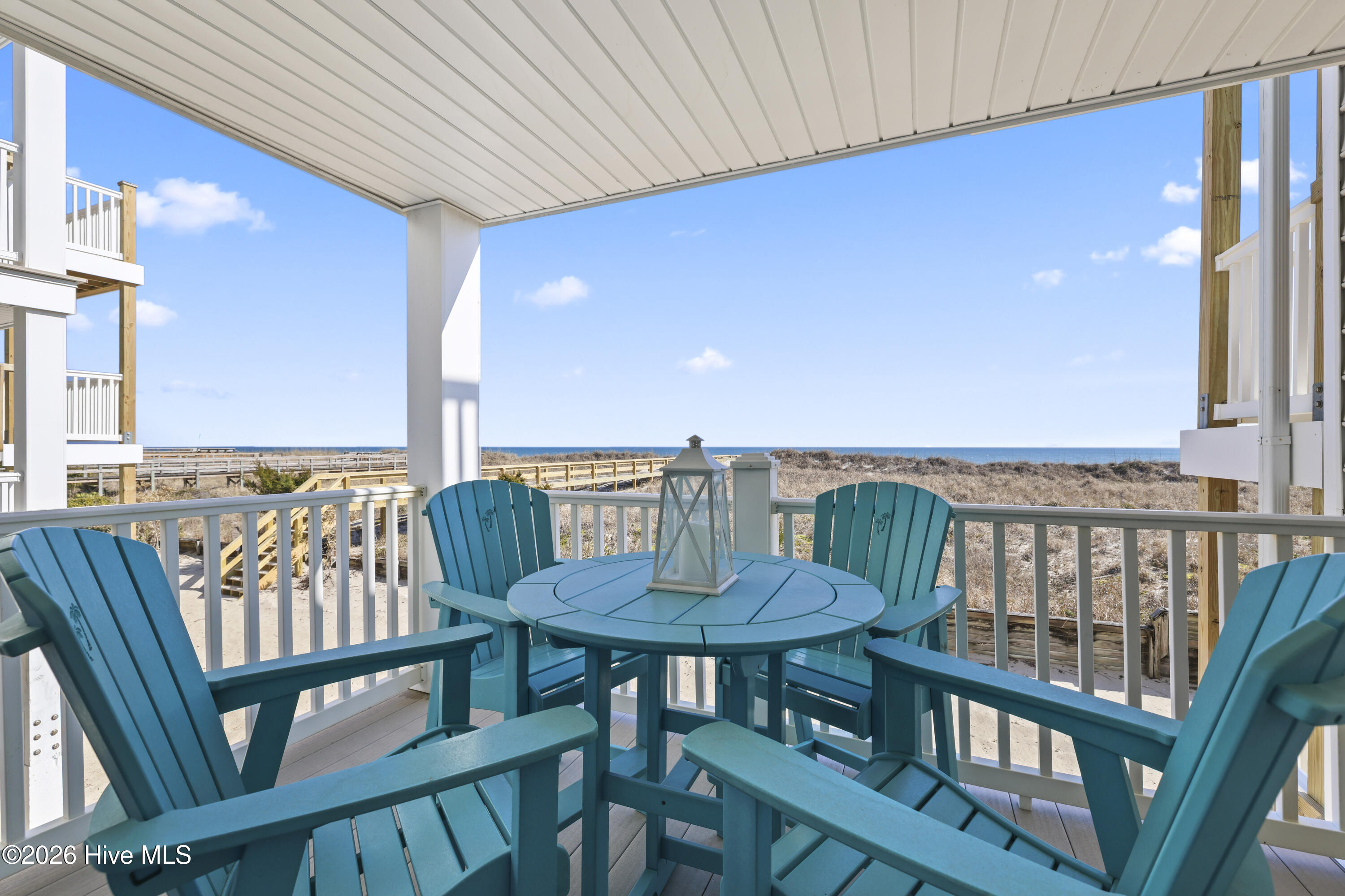 100553998 | Photo 12