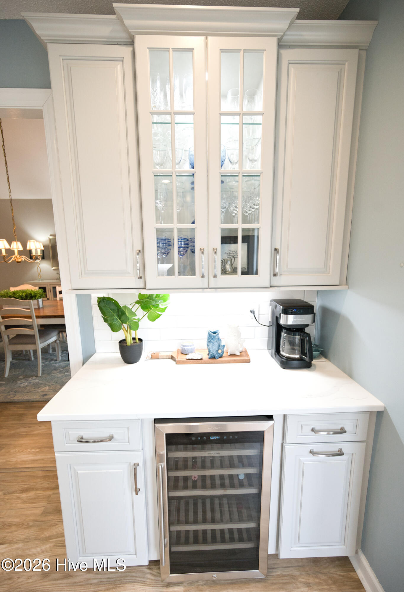 100558044 | Photo 24