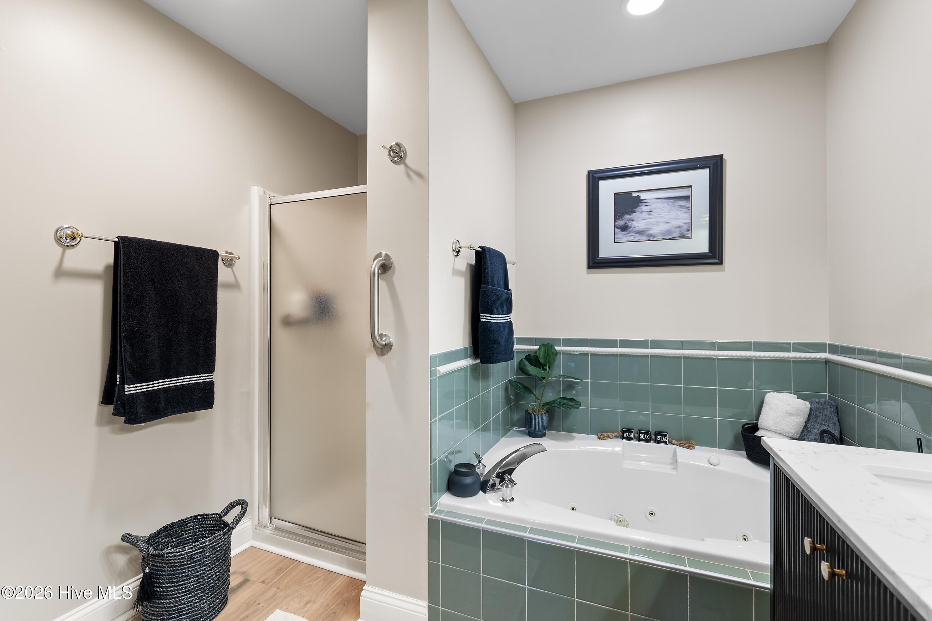 100554539 | Photo 21