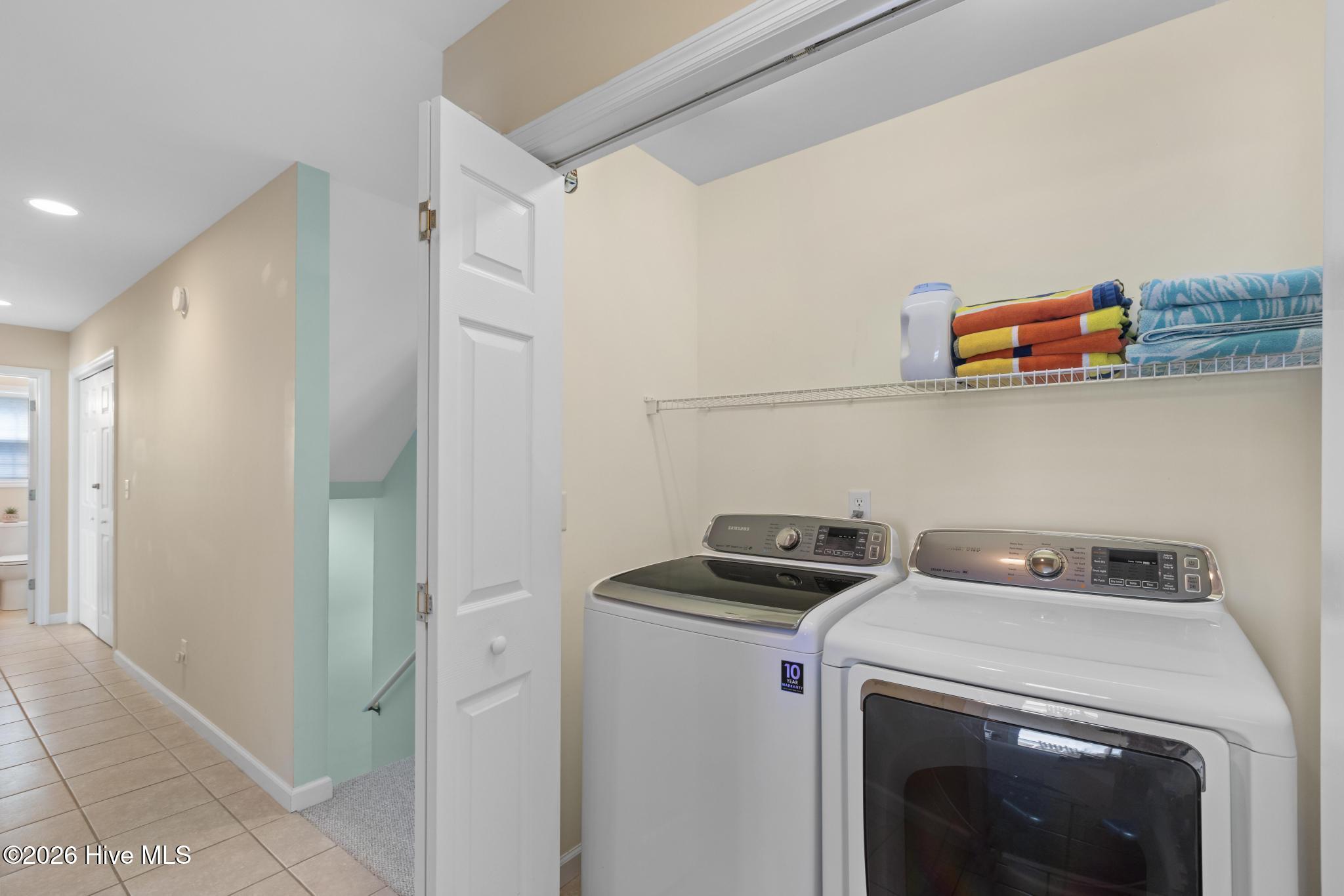 100562265 | Photo 34