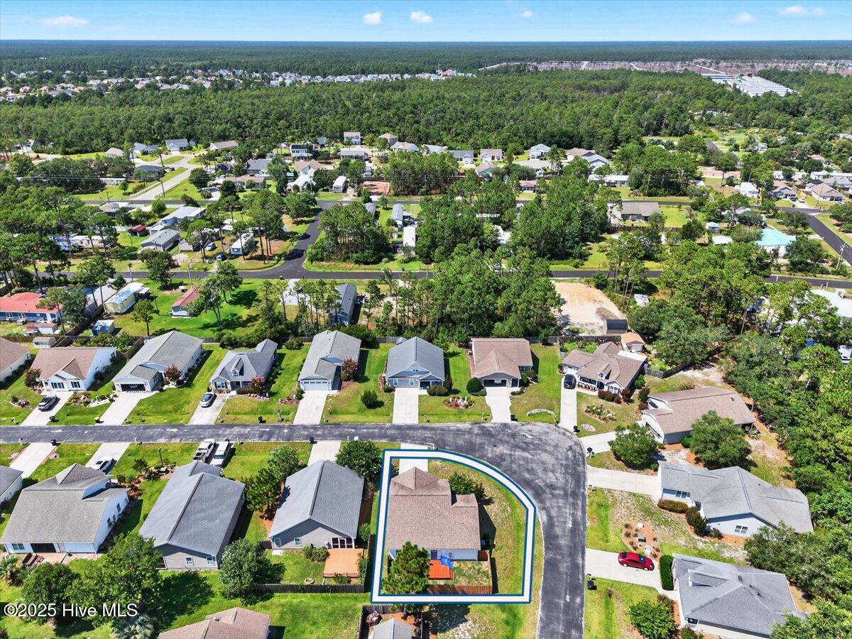 100518227 | Photo 33