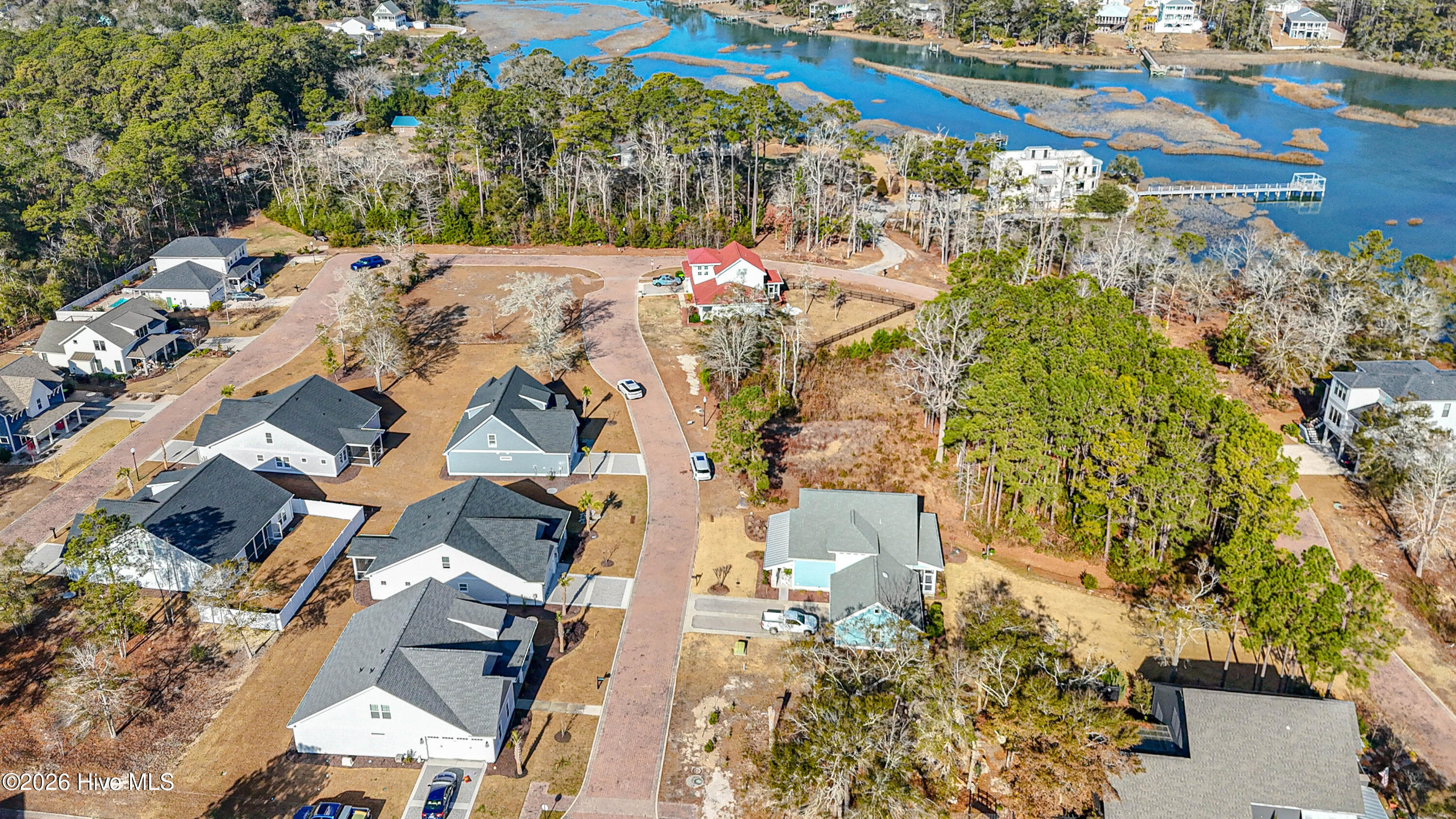 100548241 | Photo 54