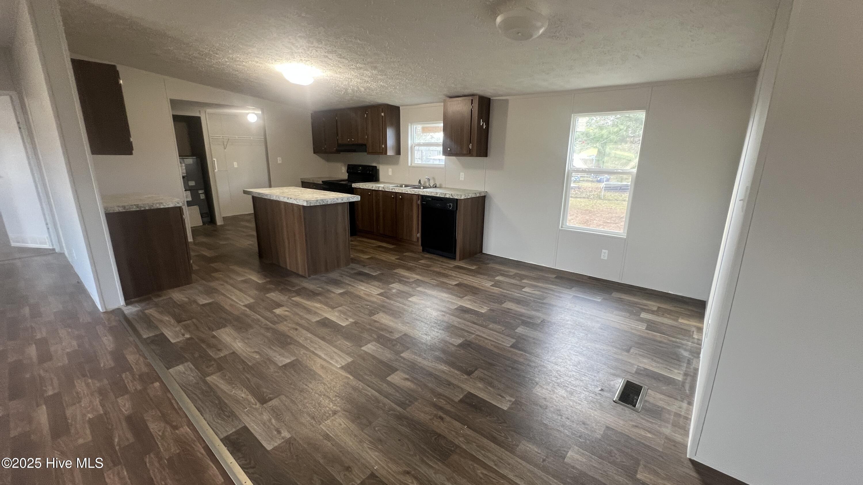 Homes for sale in Beulaville, NC | 204 Mewborn Dr, Beulaville, NC 28518 | MLS# 100543272