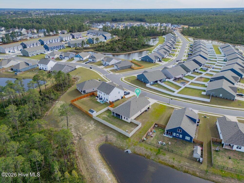 100561956 | Photo 39