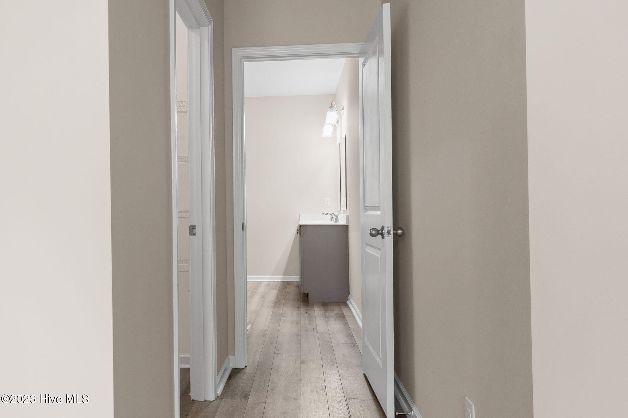 100555628 | Photo 28