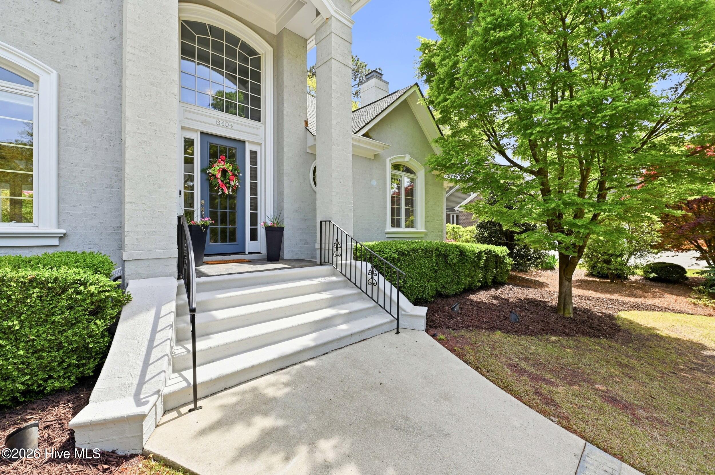 100566149 | Photo 15