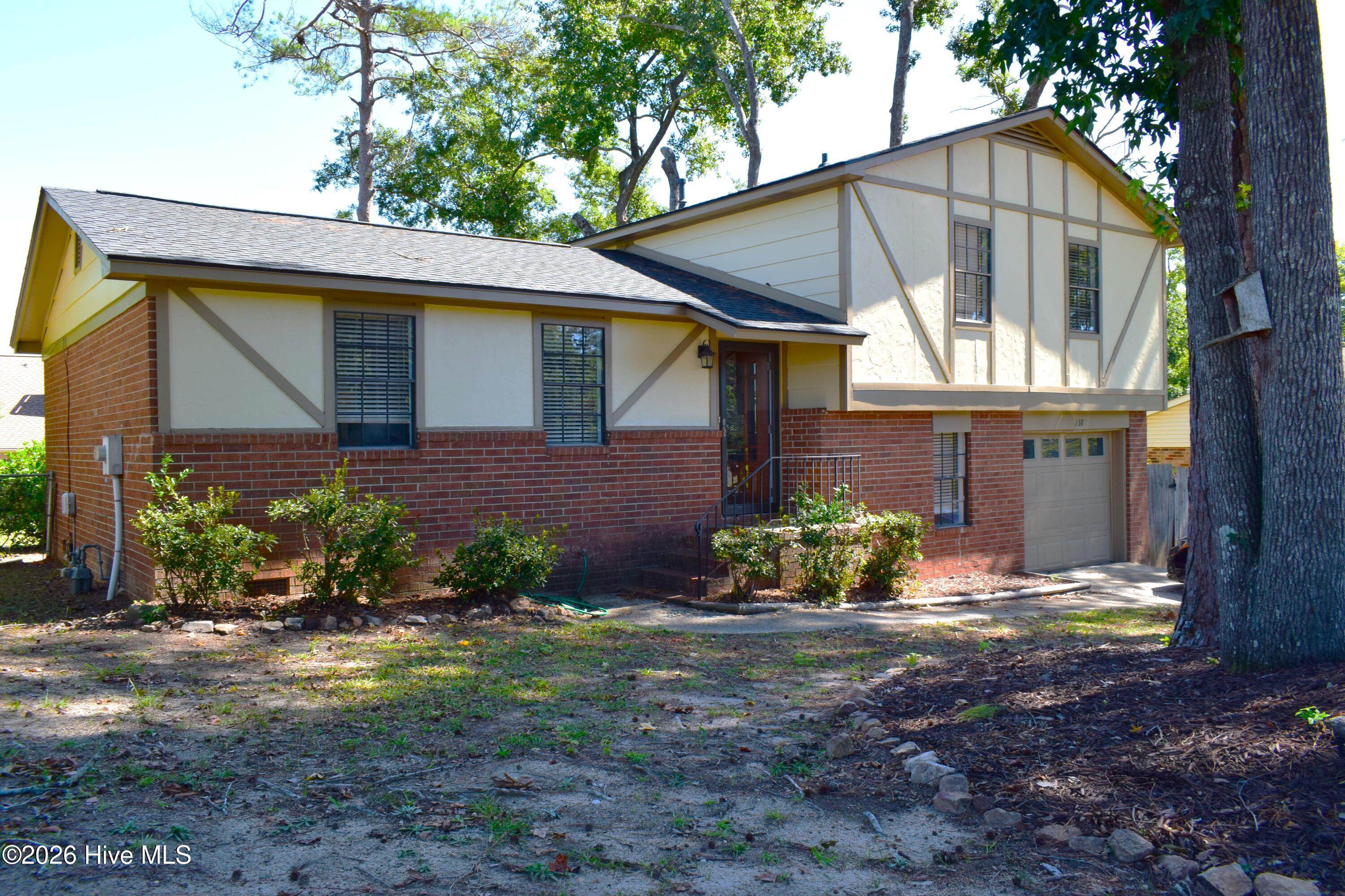Photo 2 of Single family home for sale at 138 Oakridge Dr, Augusta, GA 30907 | MLS# 100609373 | Listing updated on 2026-10-09