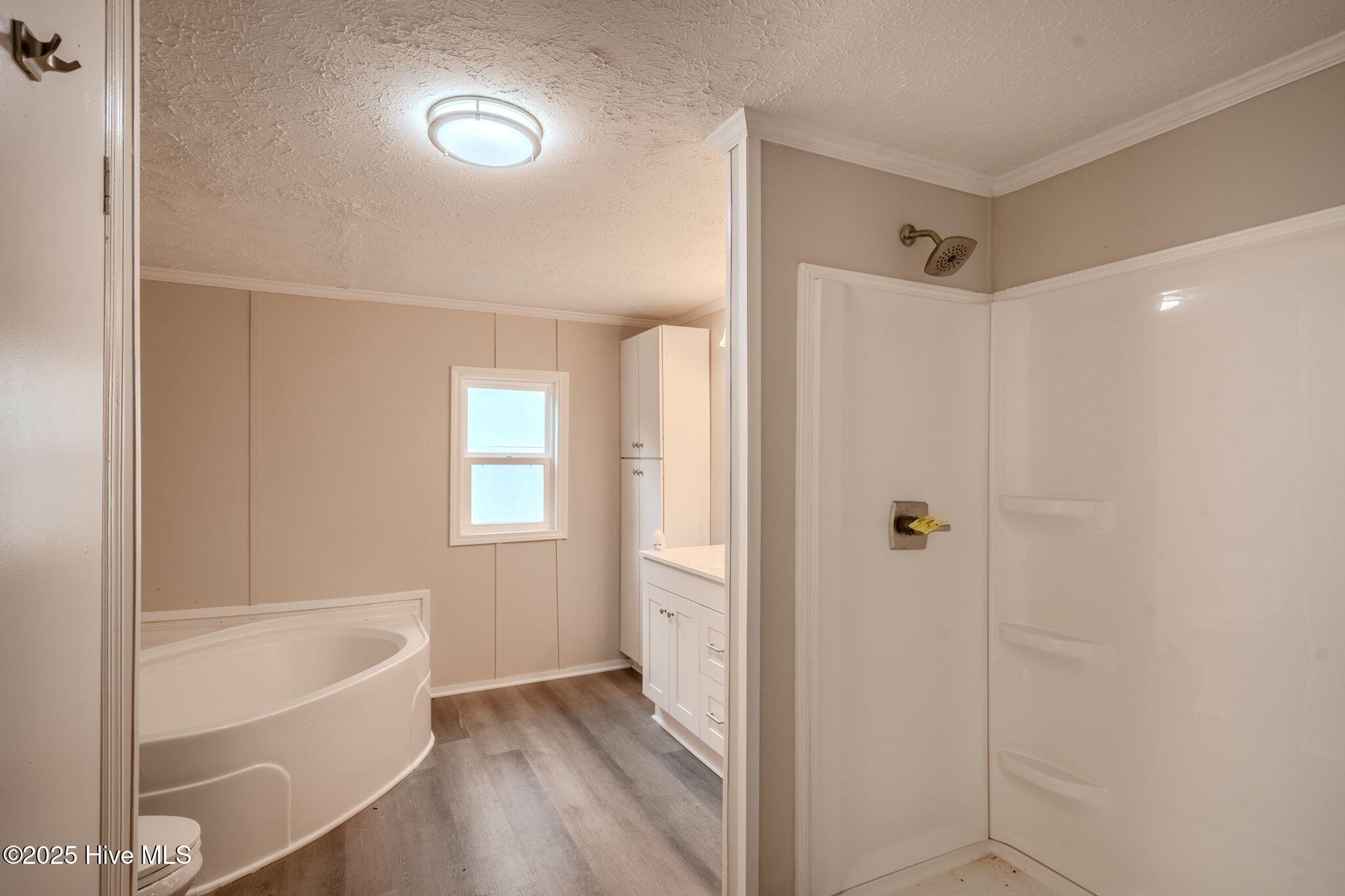 100532331 | Photo 14