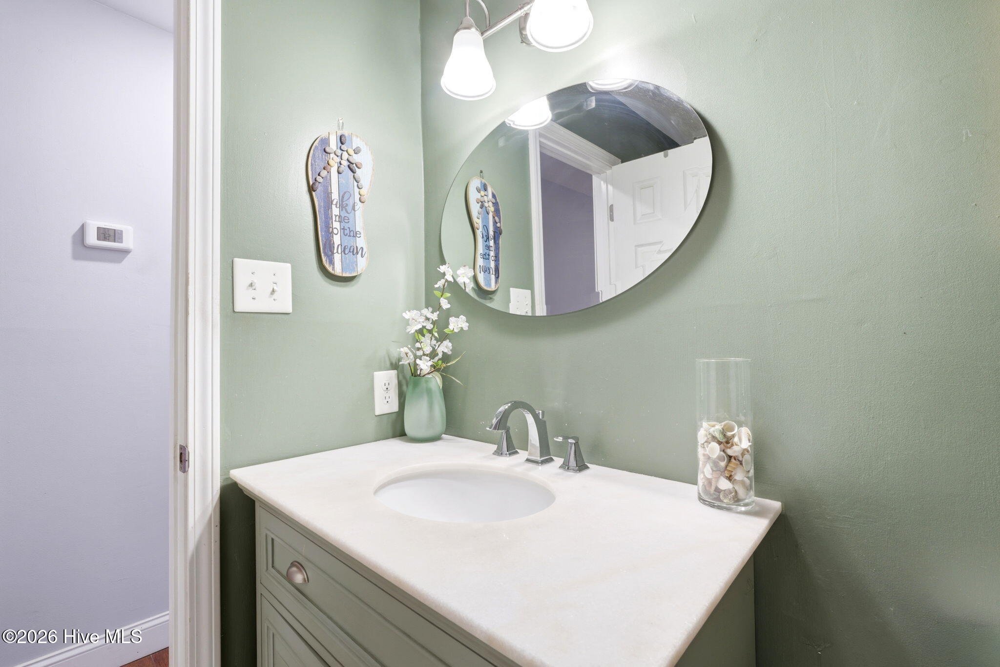 100564618 | Photo 37