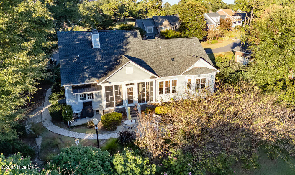 100536027 | Photo 37