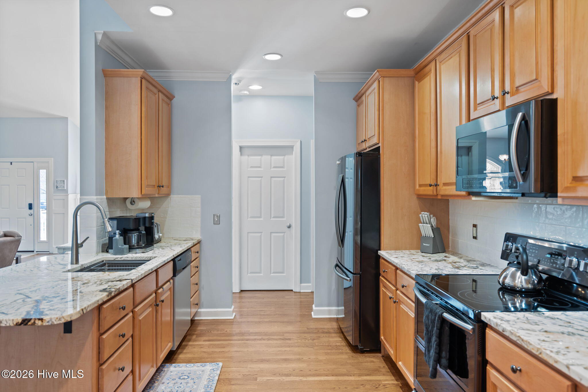 100559700 | Photo 18