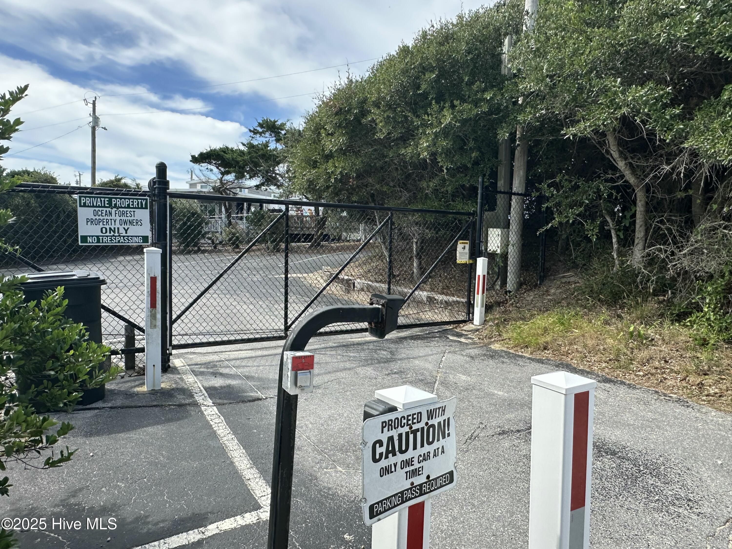 100535776 | Photo 43